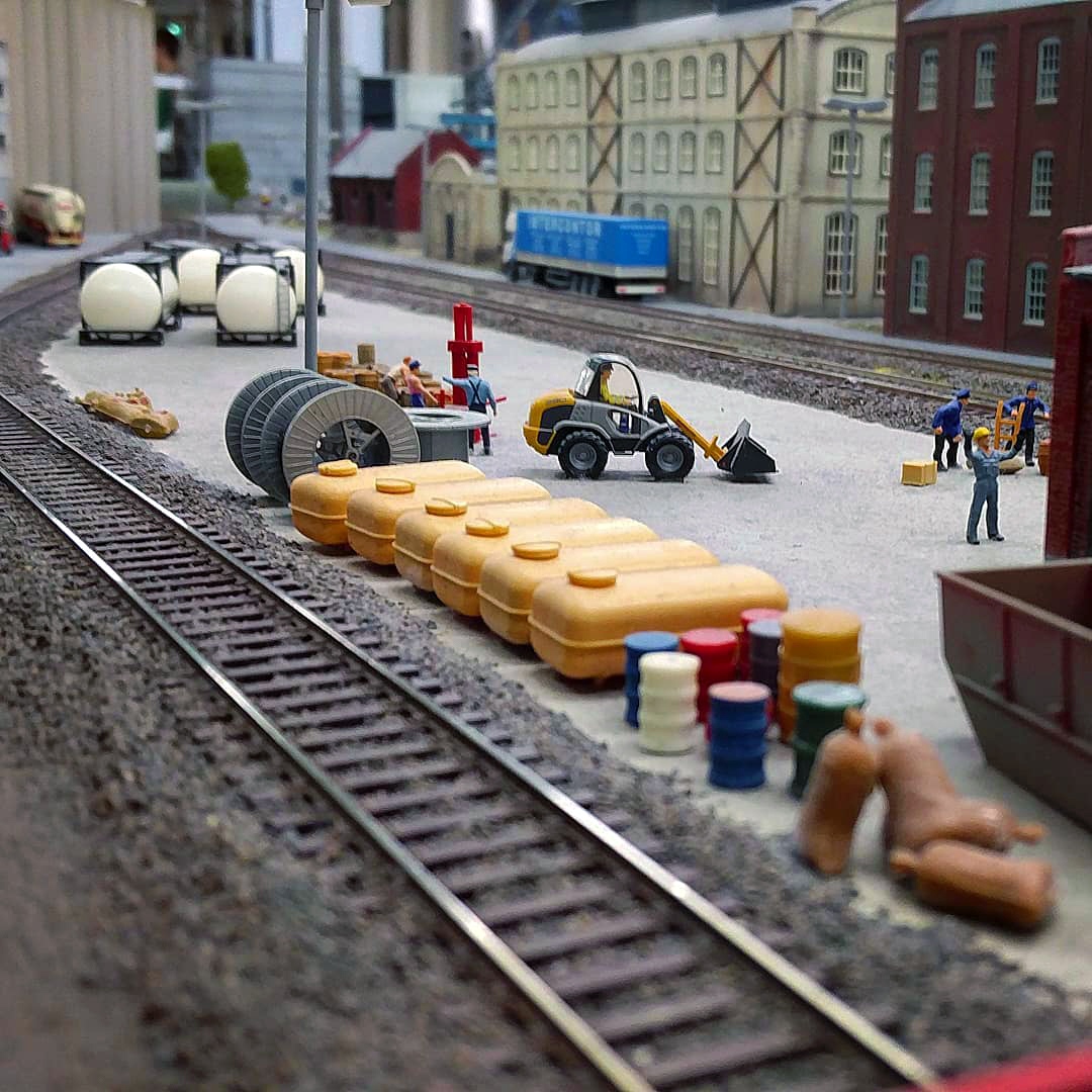 #OneYearInMiniatures #NFTs Day 33: Ready for transport. 😁👉 oyimart.com/day-33

#OYIM - Finding joy and beauty in little things

#NFT #NFTart #NFTartist #NFTcommunity #NFTcollection #NFTcollectors #NFTproject #NFTdrop #OpenSea #OpenSeaNFT #OpenSeaCommunity #OpenSeaNFTart