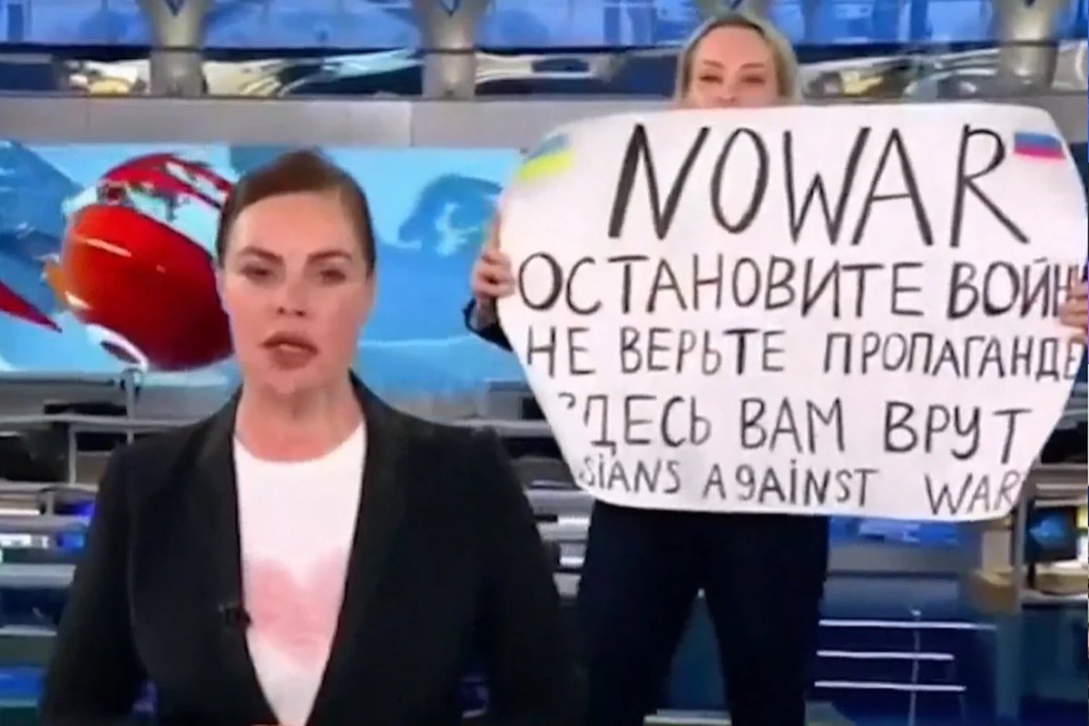DJ4C0's tweet photo. “No war, stop the war, don’t believe the propaganda, they are lying to you here”

This is a hero 🦸‍♀️ who will probably spend 14 years in jail for justice what’s really going on. #PutinsWar https://t.co/kkJBmv1eaV