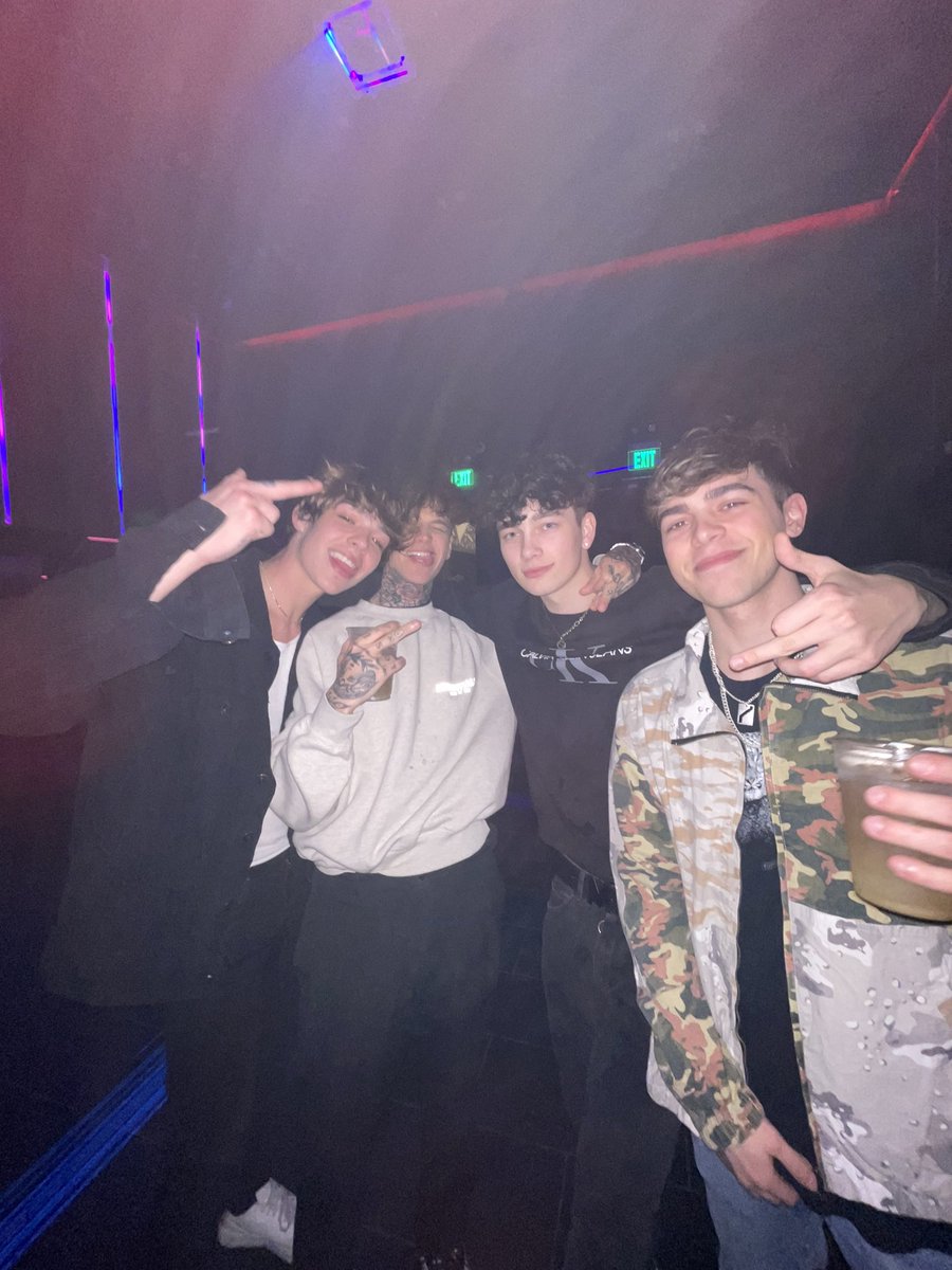 Mostly_luca's tweet photo. we weren’t drunk u were 🙄 https://t.co/eyvGhULZgC
