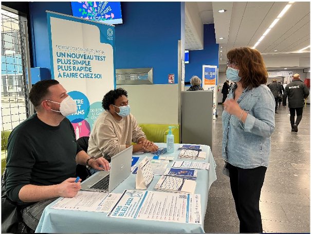 GHUMondor's tweet photo. [￼#MarsBleu2022] Toujours un peu + mobilisés contre le #cancercolorectal ! 
Merci @liguecancer94,@CRCDC_IDF, présents aujourd’hui avec les ��quipes de #calipsso du @GHUMondor. 1 diagnostic précoce, 90% de chances de guérison. 
👉#dépistage #sensibilisation #accompagnement
@APHP https://t.co/dGfFJ0yUt8