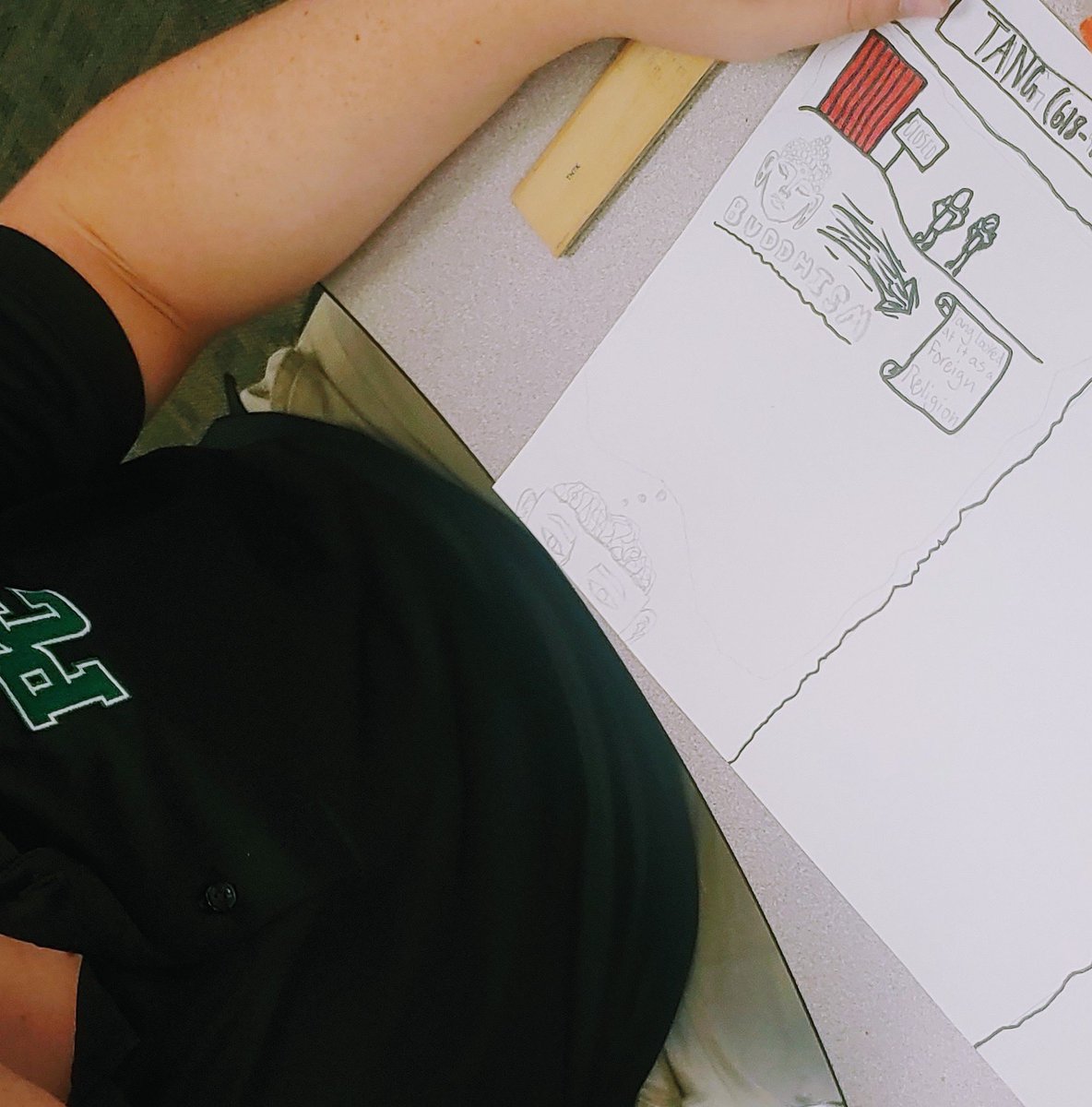 Pine Crest Middle School tweet media
