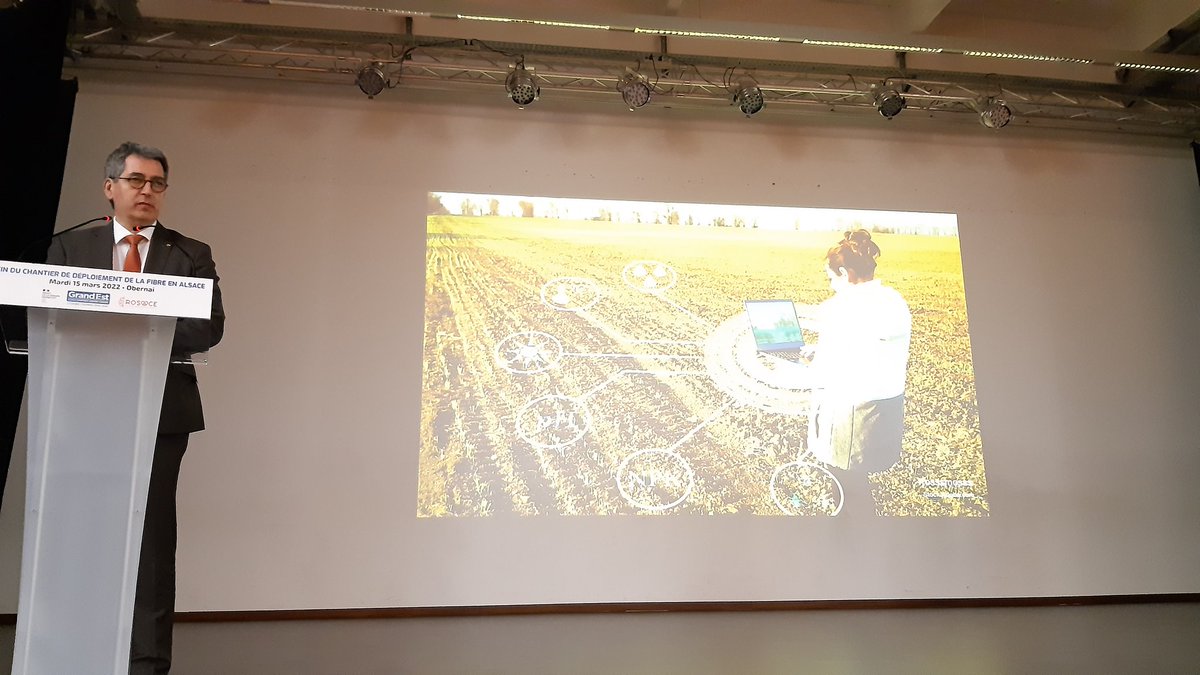 handgs's tweet photo. Célébration de la fin de construction du réseau #THD #Fibre en Alsace. Pour @JeanROTTNER l'État 🇫🇷 a été présent, l'🇪🇺 avec @EIB la @BdT_GrandEst est actionnaire avec @altitude_infra @groupe_NGE @Quaerocapital et 430.000 foyers et 700 communes desservis. Un véritable succès 👏 https://t.co/kVDI649aNG