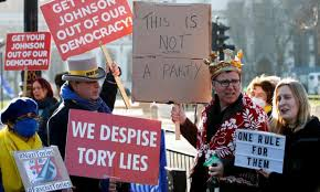 EdwardKuzniar's tweet photo. #SueGrayReport #JohnsonOut47 #ToriesUnfitToGovern
Where is the Met Police report on Partygate?
Where is the Sue Gray report on Partygate?
Boris hiding behind the Ukraine situation.
WE WILL NEVER LET THIS GO.
TORIES PARTIED WHILE PEOPLE DIED!!! https://t.co/l7KccY1se0