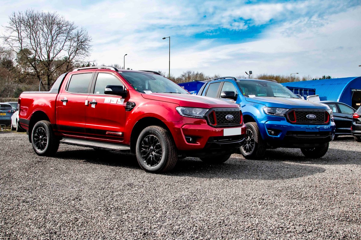 BridgendFord's tweet photo. Rapid Red or Blue Lightning?🤔
Order yours here: https://t.co/aJxpLgQIGo
#FordRangerStormtrak #BlueLightning #RapidRed https://t.co/6olt5Jl9zT