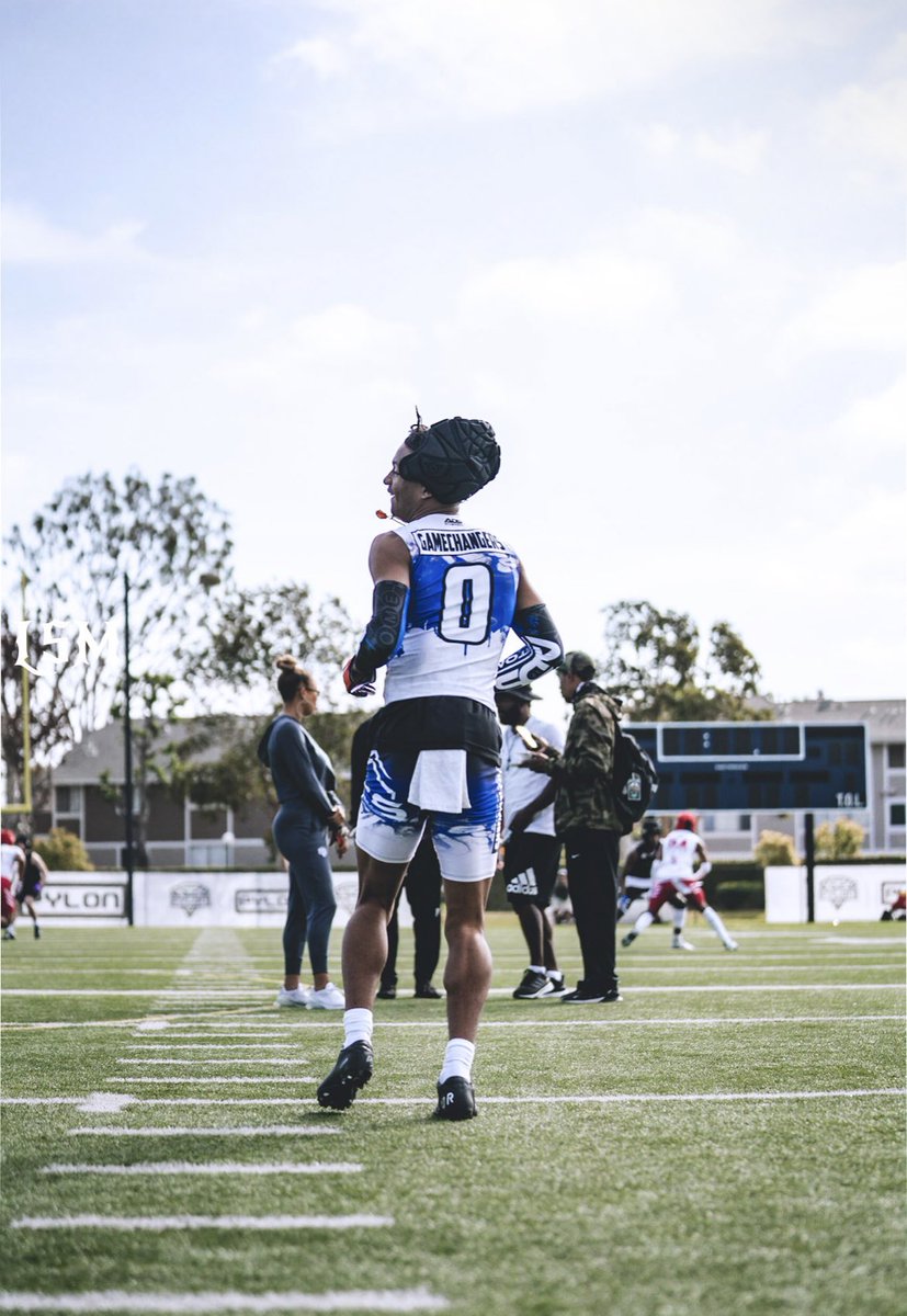 JaylonEdmond's tweet photo. Pylon LA was a straight vibe ! #WorldBoyz π 33-0 π https://t.co/CBVcjLLjNv