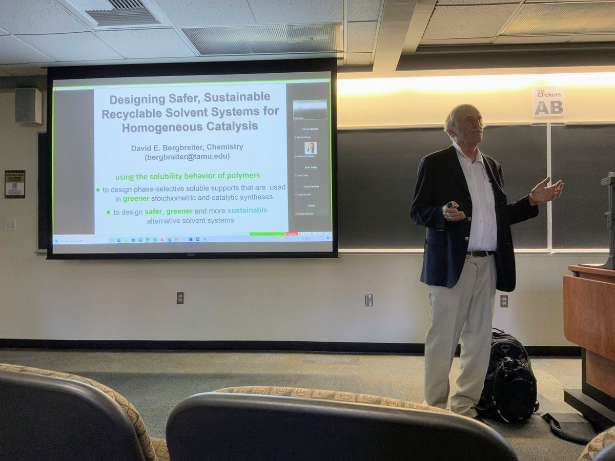 JPdaCheerleader's tweet photo. Yesterday, our in-person Organic seminar speaker, @BergbreiterLab (host @lucascience1) from @TAMUChemistry, for the first time in two years! Great seeing him again and his chemistry, WHOOP! https://t.co/w3kQJaPuJL