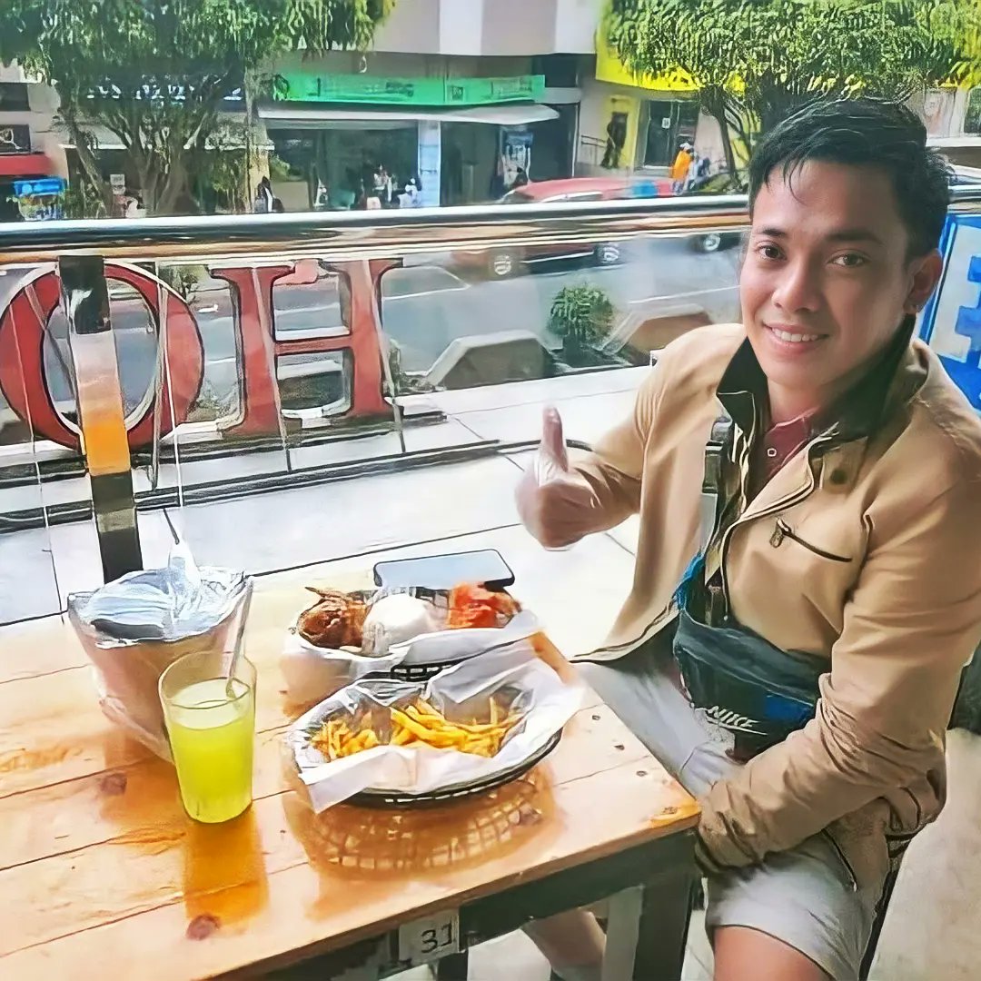 AldrewJames's tweet photo. I don't need to be wined and dined. I just need chicken wings...13 of the month

#heaveupchannel
#unlimitedchickenwings
#baguio #foodporn
#Baguiolife #instafamous
#asianfood #bloggerstyle
#sessionroadbaguio
#panagbenga #panagbenga2022 https://t.co/mwEQUrxObd