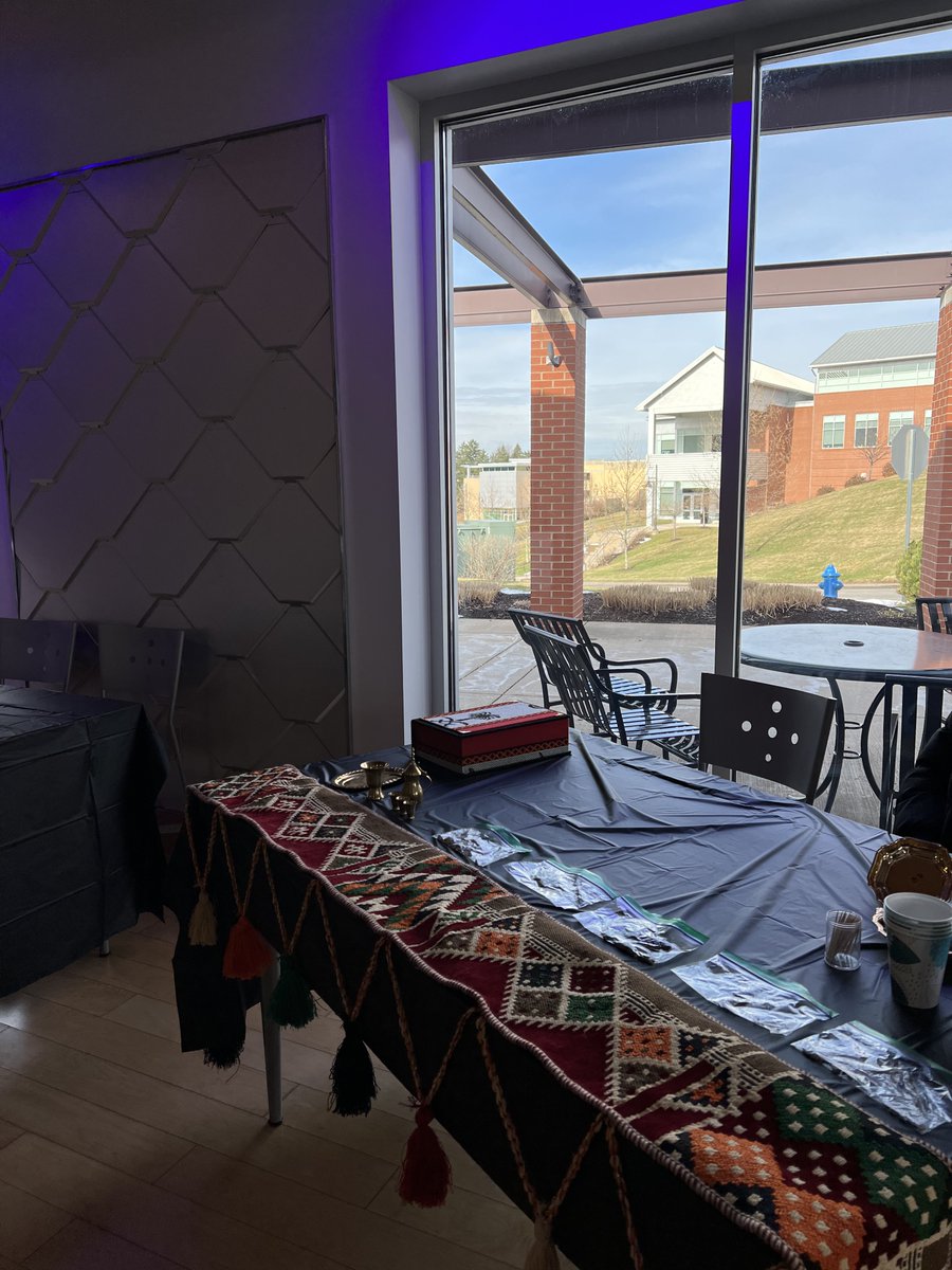 شارك النادي السعودي بجامعة روبرت موريس في نشاط اقامته الجامعة يتضمن عرض مختلف منتجات القهوة وتجربتها، حيث اقام النادي ركنه الخاص بتقديم #القهوة_السعودية ولاقى اعجابا وتفاعلا من الحضور