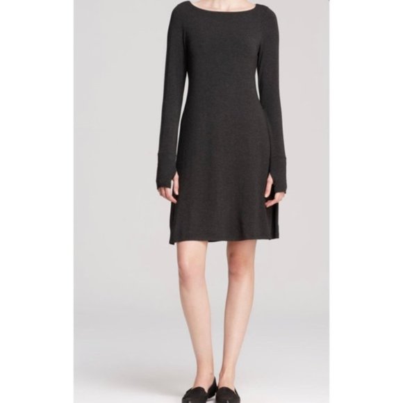 AshKellestine's tweet photo. So good I had to share! Check out all the items I'm loving on @Poshmarkapp #poshmark #fashion #style #shopmycloset #lululemonathletica #lcwaikiki #eileenfisher: https://t.co/YJnumCHBvI https://t.co/HRrE3htLBg