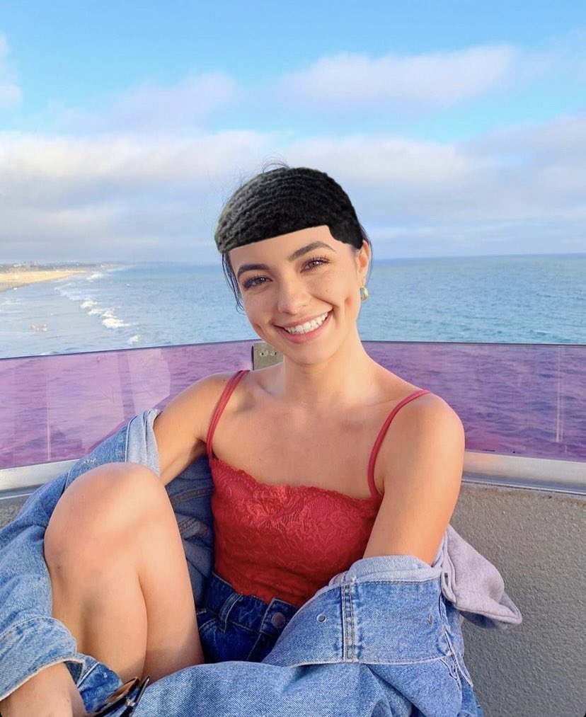 bloodchills's tweet photo. @veronicamerrell Tell @VanessaMerrell to get waves 🙏🏽🙏🏽 https://t.co/iWPr3rF38c