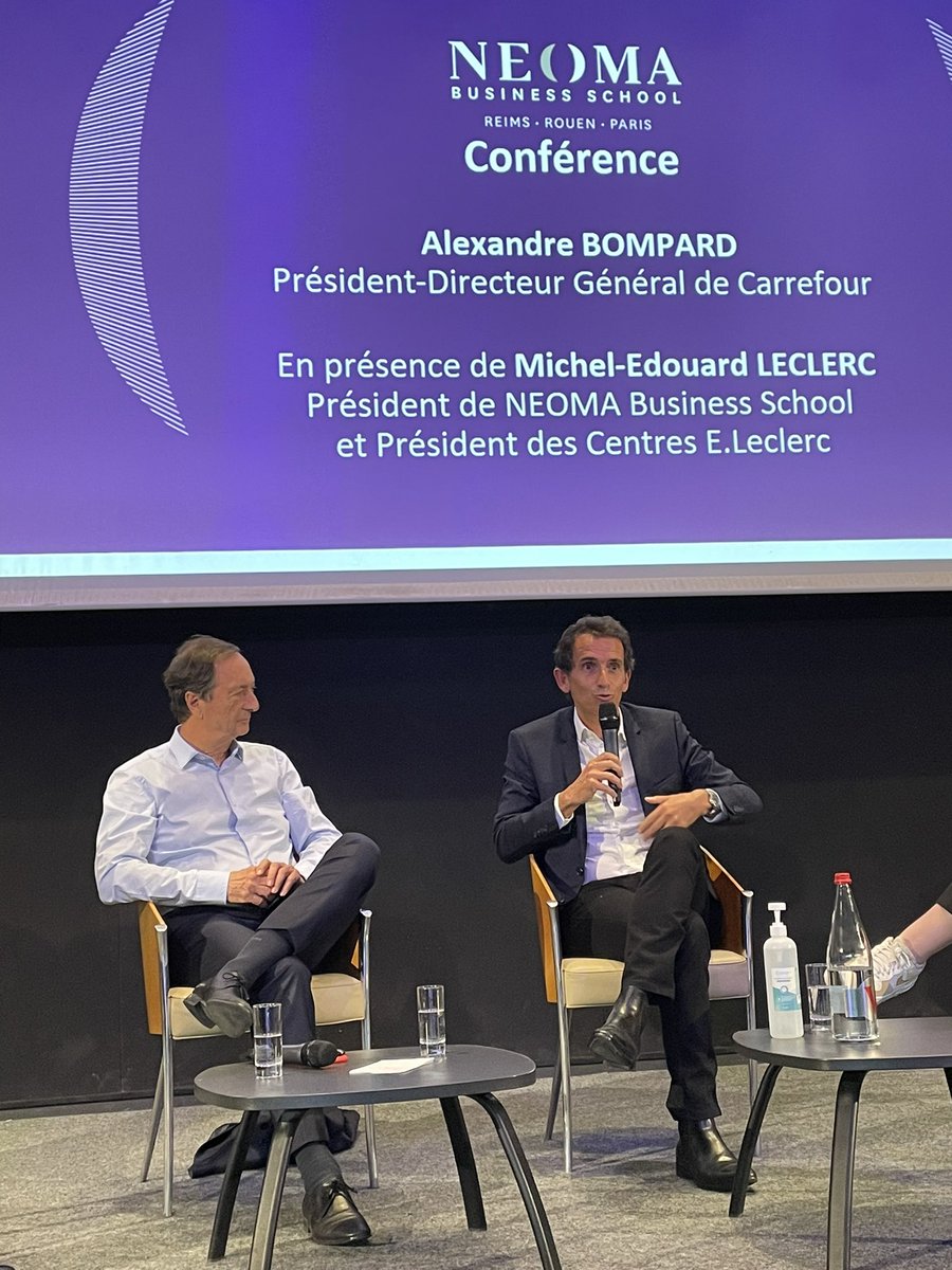 AlainGoudey's tweet image. Ce soir @delphmanceau présente une très belle conférence « regards croisés » de deux grands capitaines d’entreprise : @bompard et @Leclerc_MEL à @NEOMAbs dans notre cycle de #conférence #humanités. 
#BePassionate_ShapeTheFuture #leadership