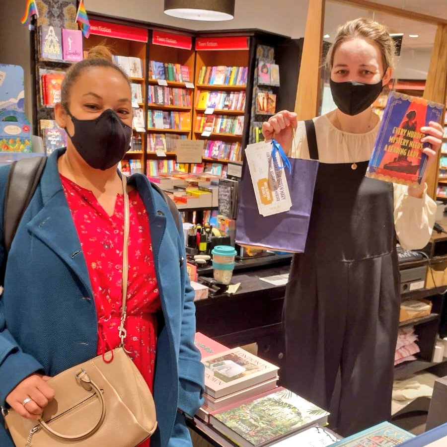 HQstories's tweet photo. And our final stop, @wstonesclapham π
#MissAldridgeRegrets @LouRHare #ProofTour https://t.co/dPImjcDYbz