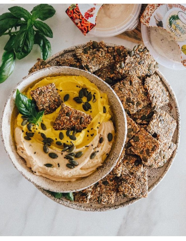 Alex52013122's tweet photo. Homemade seed crackers&hummus
#cooking #HealthyFood
#AvoidFastfood https://t.co/S6v13TSgJY