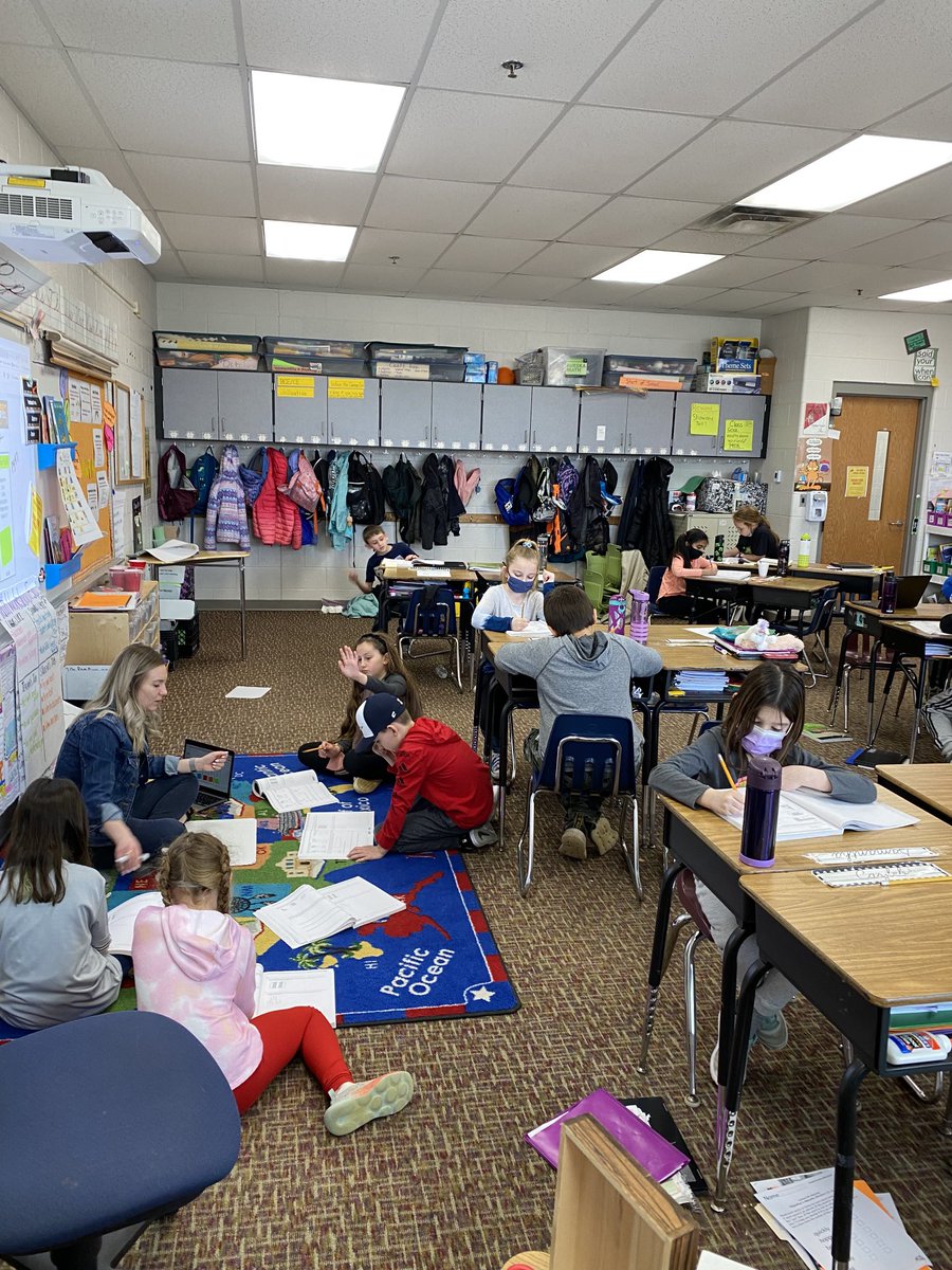 Laura Hodge tweet media