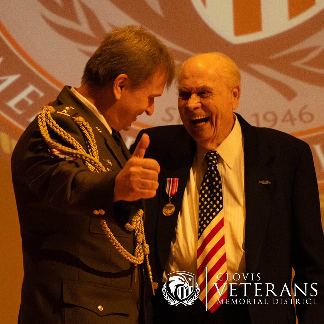 CVMDistrict's tweet photo. Last Thursday, local WWII Veteran Vernon Schmidt was awarded an honorary commemorative medal by the Czech Republic Military Attaché from Washington, DC. If you missed the ceremony, please enjoy these few images.
#cvmdistrict #WWIIVeteran #freesom https://t.co/idp2wb1boX