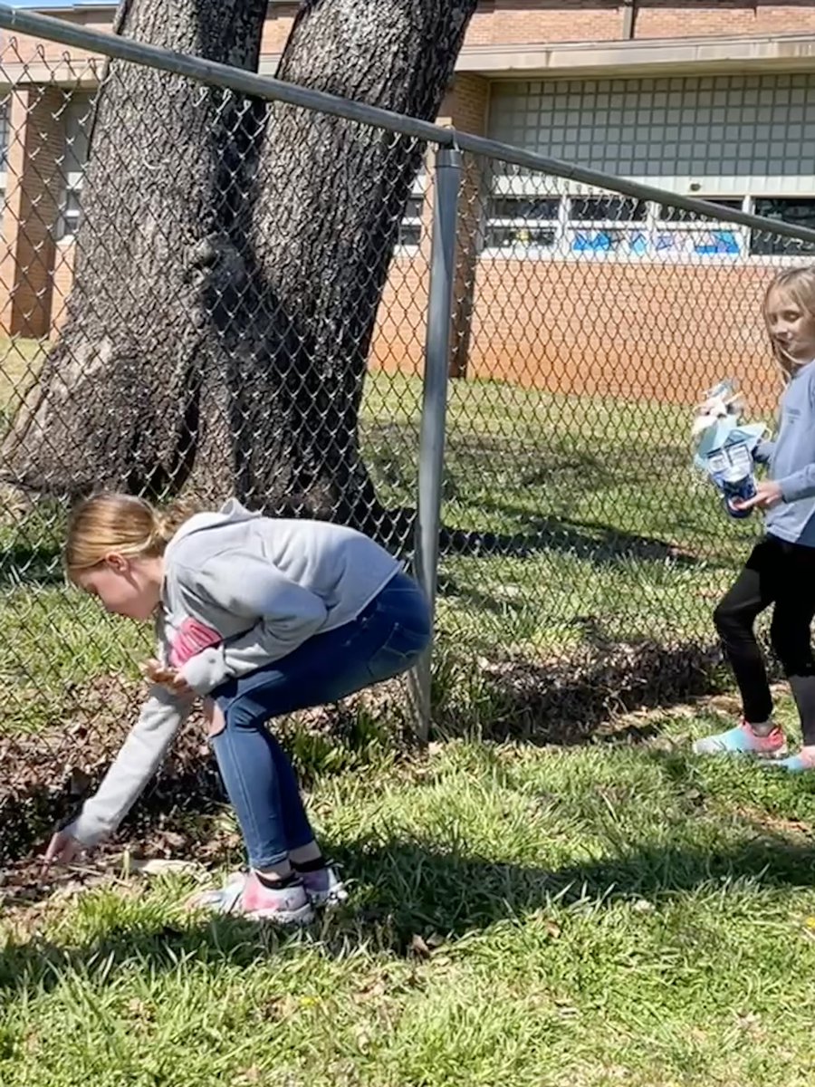 AthensElem's tweet photo. These 2 girls were #differencemakers yesterday! They helped pick up trash on the playground without anyone asking! Way to demonstrate quality character and being global citizens: two characteristics of our district vision of Portrait of a Graduate! #oneathens https://t.co/fS1FH6XT4H