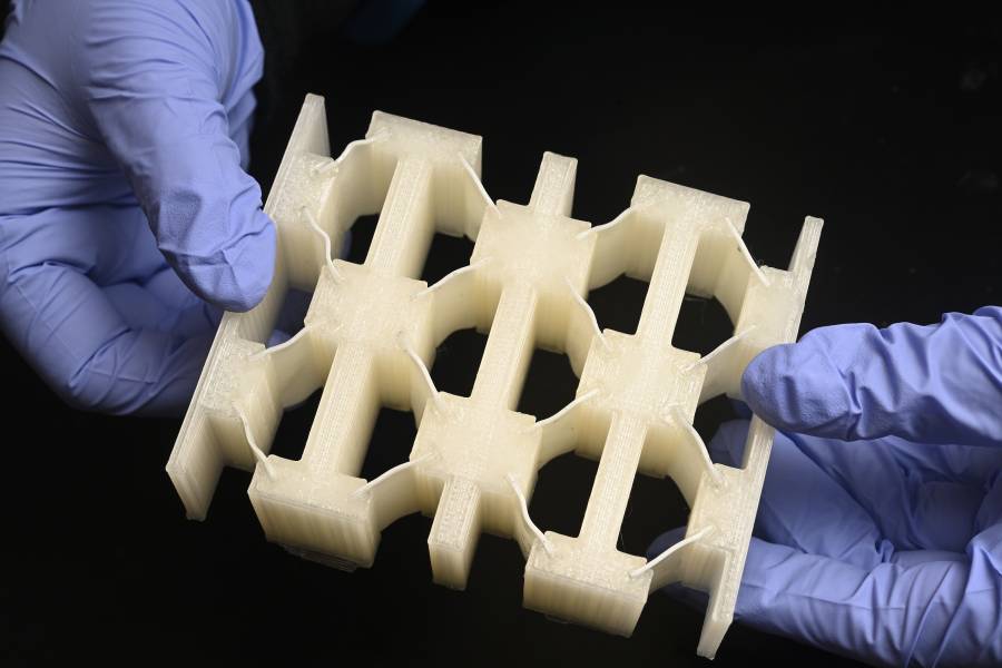 rssmaterial's tweet photo. JHU-Created Material Could Lead to Lighter and Safer Helmets and Vehicles
https://t.co/wnBq1QfLnO https://t.co/faxENDZpKW