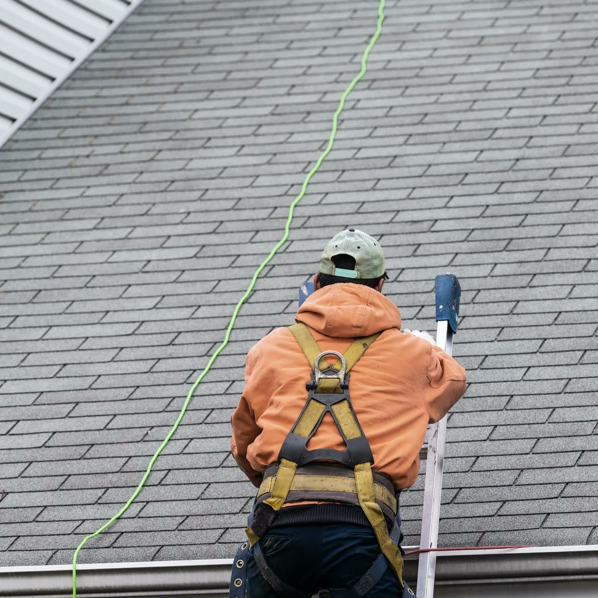 Both #RoofInspection &amp; #RoofMaintenance help homeowners remain aware of the state of their roof all year round. Have you scheduled a seasonal inspection? Here's what you can expect! buff.ly/3COVT1N 🏡 #314Roofing #HoustonRoofing #HoustonRoofer #RoofDamage