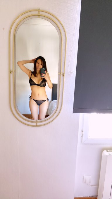 I posted a New Video💕 You can see it here💖 https://t.co/tlOTUsHFNv https://t.co/RuiVvqt6N9