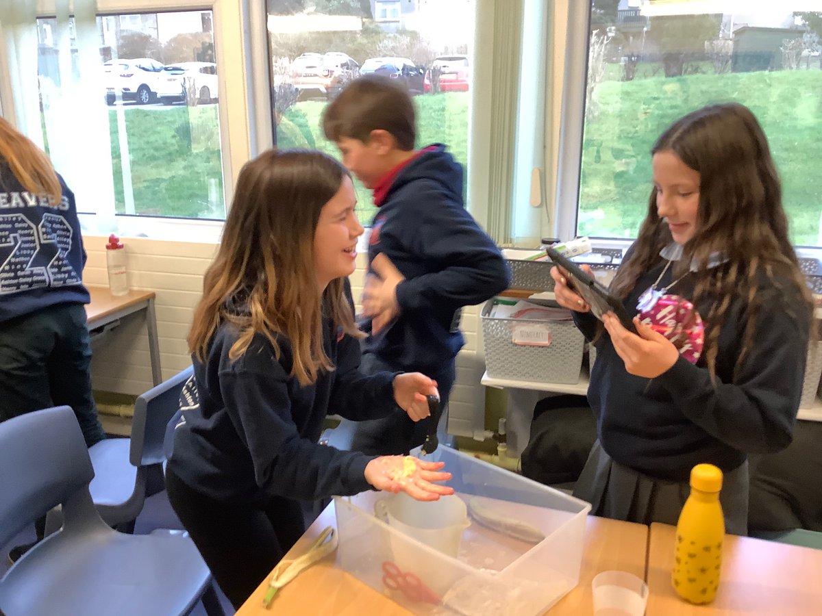 SkelmorlieSch's tweet photo. Primary 6/7 have been really enjoying their human body topic. They had a lot of fun creating a model of the digestive system, which helped to aid their understanding. https://t.co/anSdbdjN2T