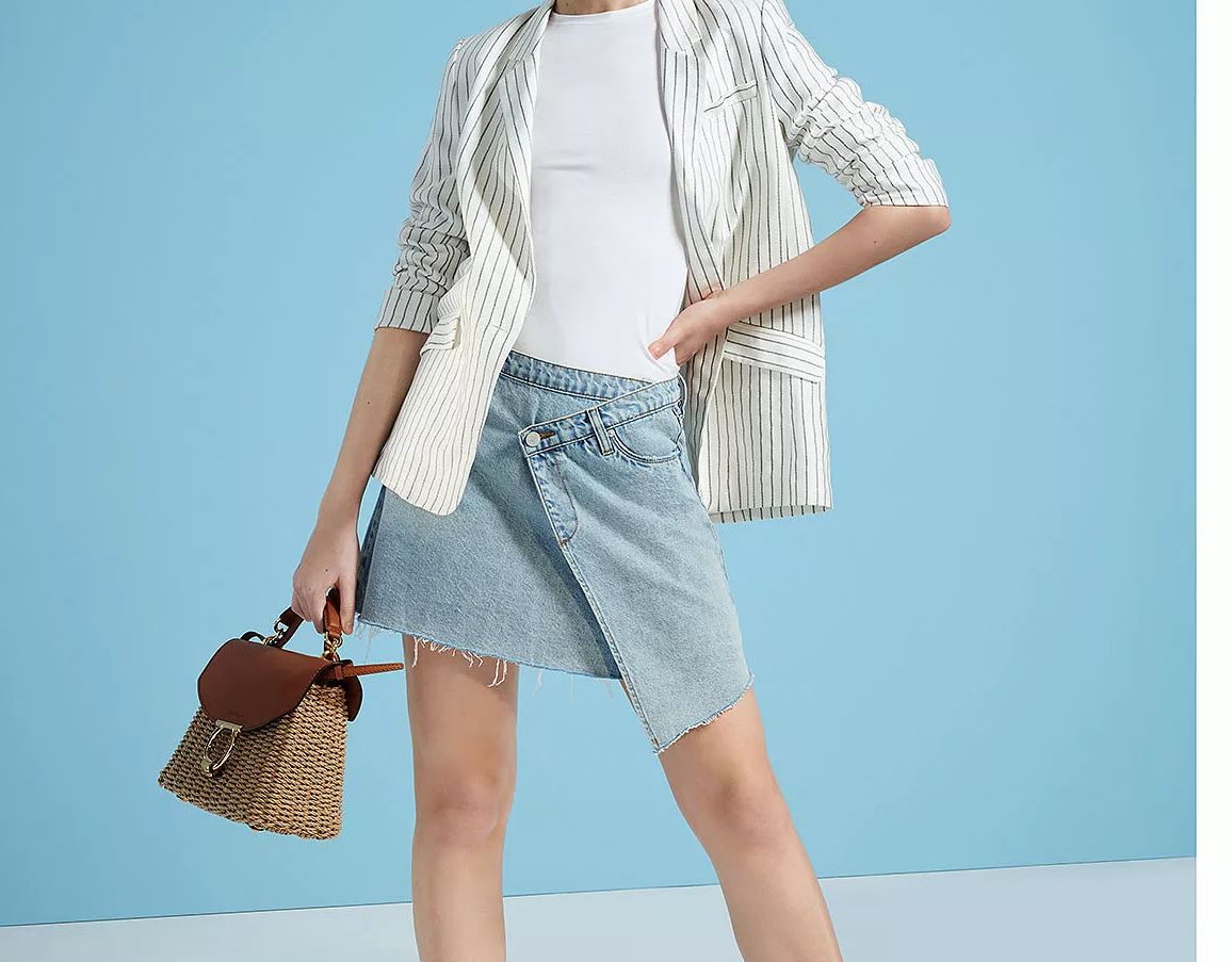 denimology's tweet photo. Spring Season Calls For Denim Skirts - https://t.co/9NVtUyvqnc #womenstrends #springtime #showyourlegs #cute #sexy #maxiskirt #denim #jeans #miniskirts #denimskirts #favorite #toptrending #findout @denimology.com https://t.co/cQ0BskRnbp