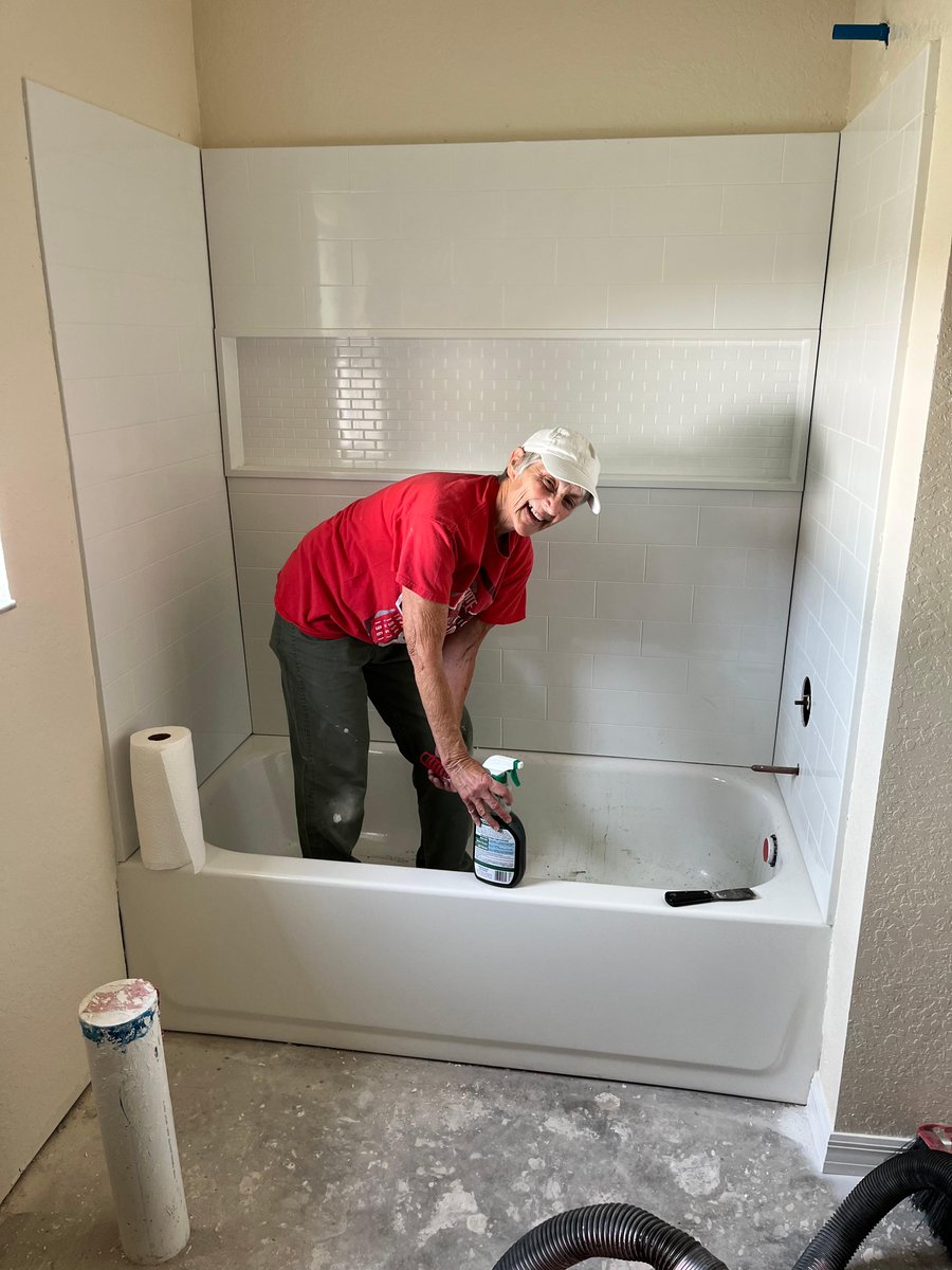 SCOS_parish_'s tweet photo. On March 9th parishioners St. Catherine of Siena once again worked with other Christian communities in our community to help build a home for the Myers family through Habitat for Humanity (@habitatPWP)! #LifeatSiena https://t.co/ZF4I6YquiV