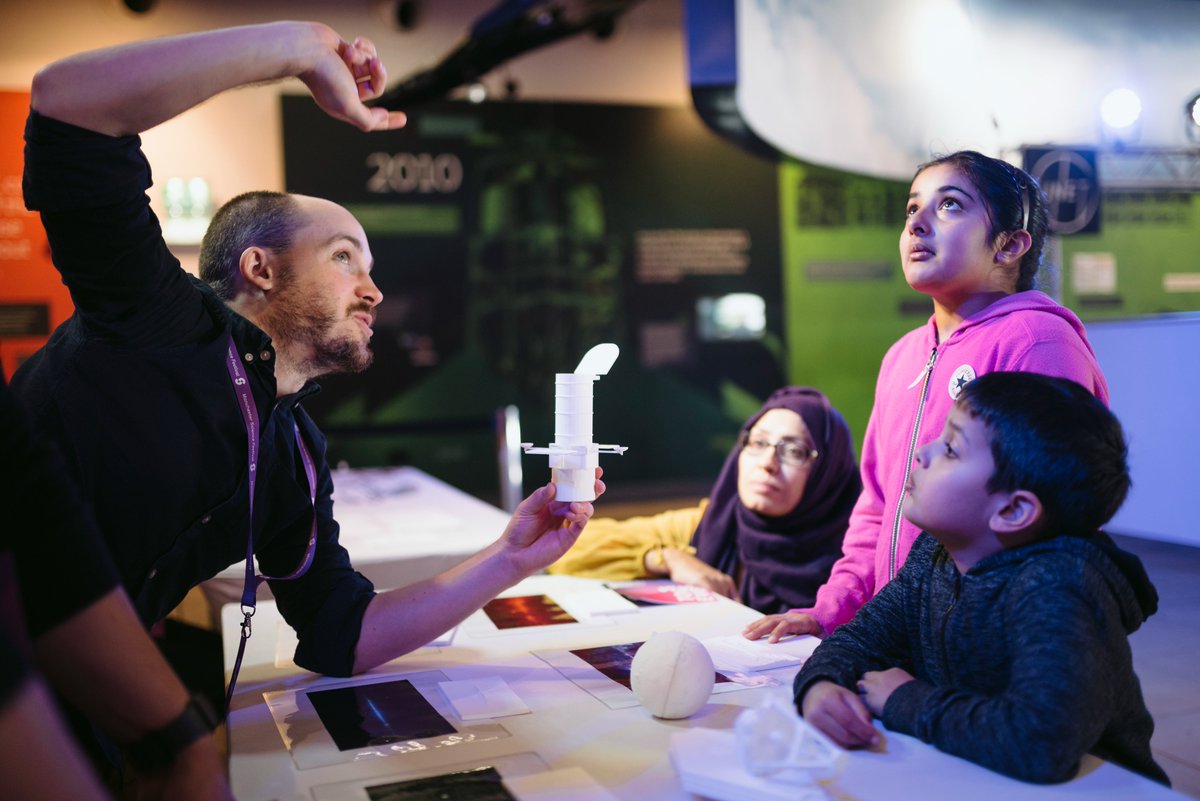 From the physics of juggling to raps about planets, could you be a Josh Award winner? 

Win the UK's national award in STEM communication and you'll create an event at this year's Manchester Science Festival. 

Applications are open NOW: bit.ly/3KQem0R 

#SciComms