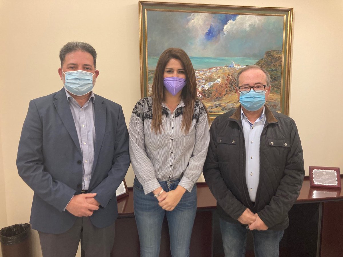 BenalmadenaAyto's tweet photo. #Torralvo 💬 “Estamos trabajando en ofrecer información y asesoramiento para ayudar a los ciudadanos de Ucrania: toda aquella persona interesada en ayudar o colaborar pueden obtener información en 𝒂𝒚𝒖𝒅𝒂𝒖𝒄𝒓𝒂𝒏𝒊𝒂@𝒃𝒆𝒏𝒂𝒍𝒎𝒂𝒅𝒆𝒏𝒂.𝒆𝒔 o en el 𝟗𝟓𝟐 𝟓𝟕𝟗 𝟖𝟗𝟓” https://t.co/xr4m55e9lC