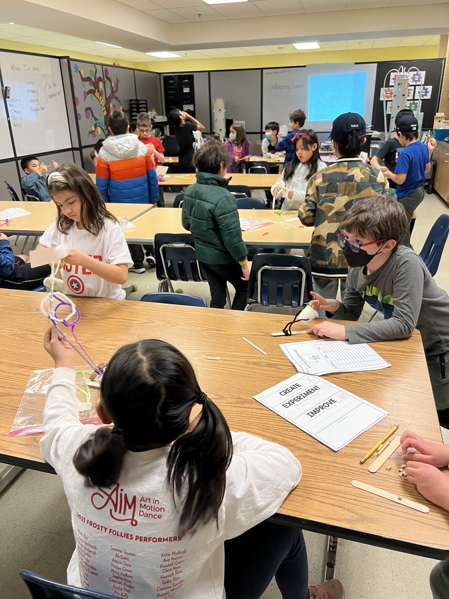 FSES_Pandas's tweet image. Grades 3-6 Pandas are taking part in a little STEAM March Madness challenge! #FCPSSTEAM