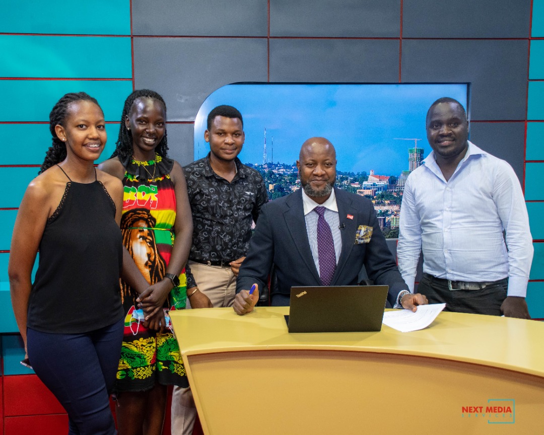 It was really nice meeting <a href="/UncleMarkUganda/">Uncle Mark</a>  and <a href="/SamsonKasumba/">Samson kasumba</a> 
<a href="/nbstv/">NBS Television</a> workers are so good