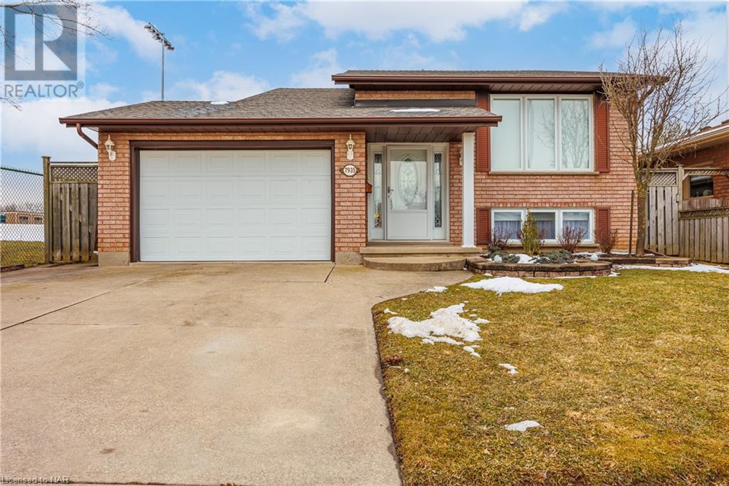 BoldtRealtyInc's tweet photo. ✨ NEW LISTING! ✨

🏡 7935 Ethel St | Niagara Falls | $699,900

🙋‍♂️ Jim Brown | 905-984-9225 | jim@boldtrealty.ca

Learn more about this must-see listing at https://t.co/6Kd605yhlX and contact Jim Brown to schedule a viewing! https://t.co/gDoBVtFoyA