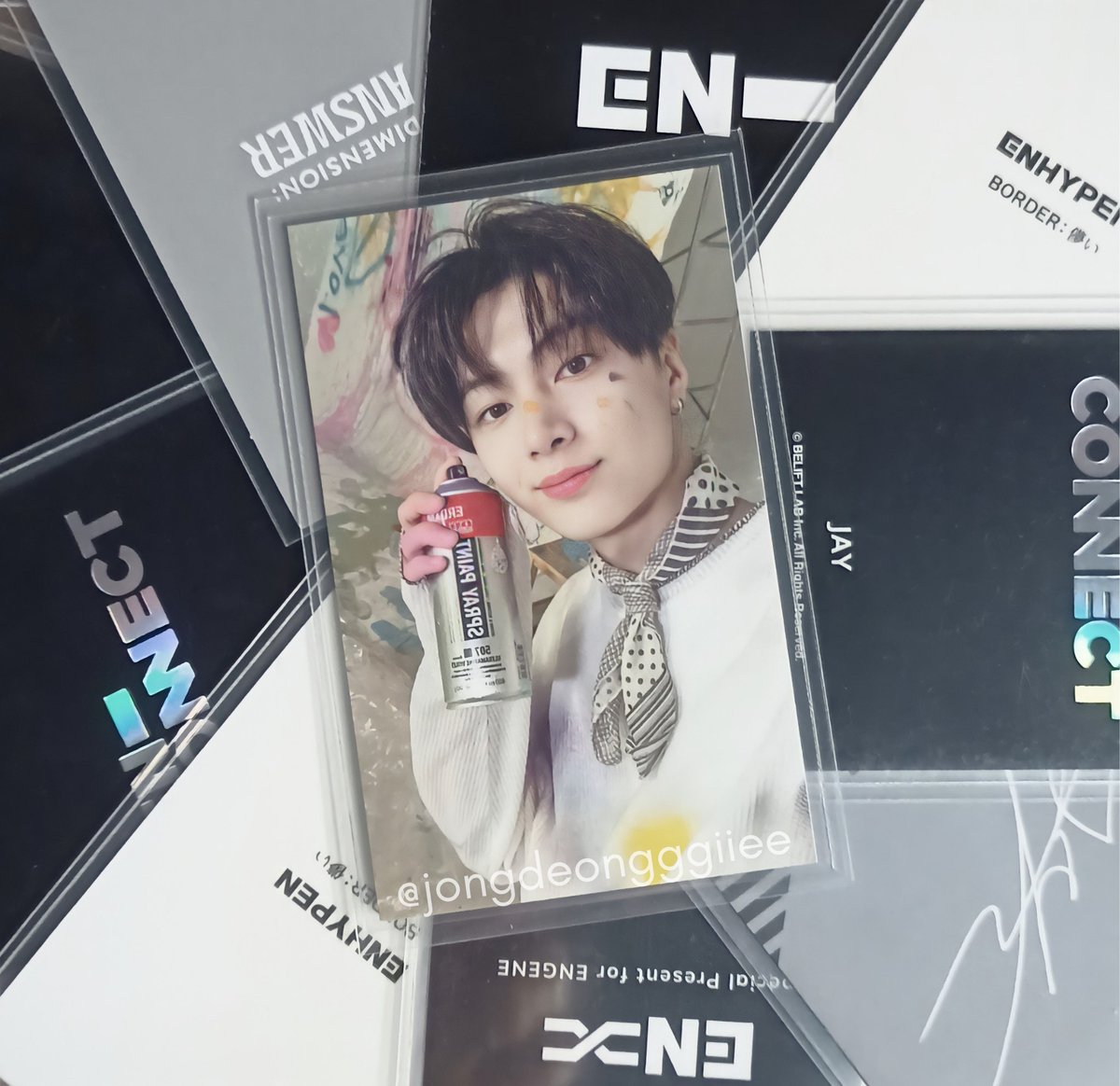 makkiiiee's tweet photo. #jongdeongggiieemails
Huhuhu thank you so much @vmincarts for offering this pc to me. Jay Enniv haver na me. Fireworks malala talaga jusko kahit packaging at freebies π₯Ί Super worth it ng pagaantay natin dito. More more more hatian to come! πΈβ¨
#vmcproofs https://t.co/mV6Fo2sWvl