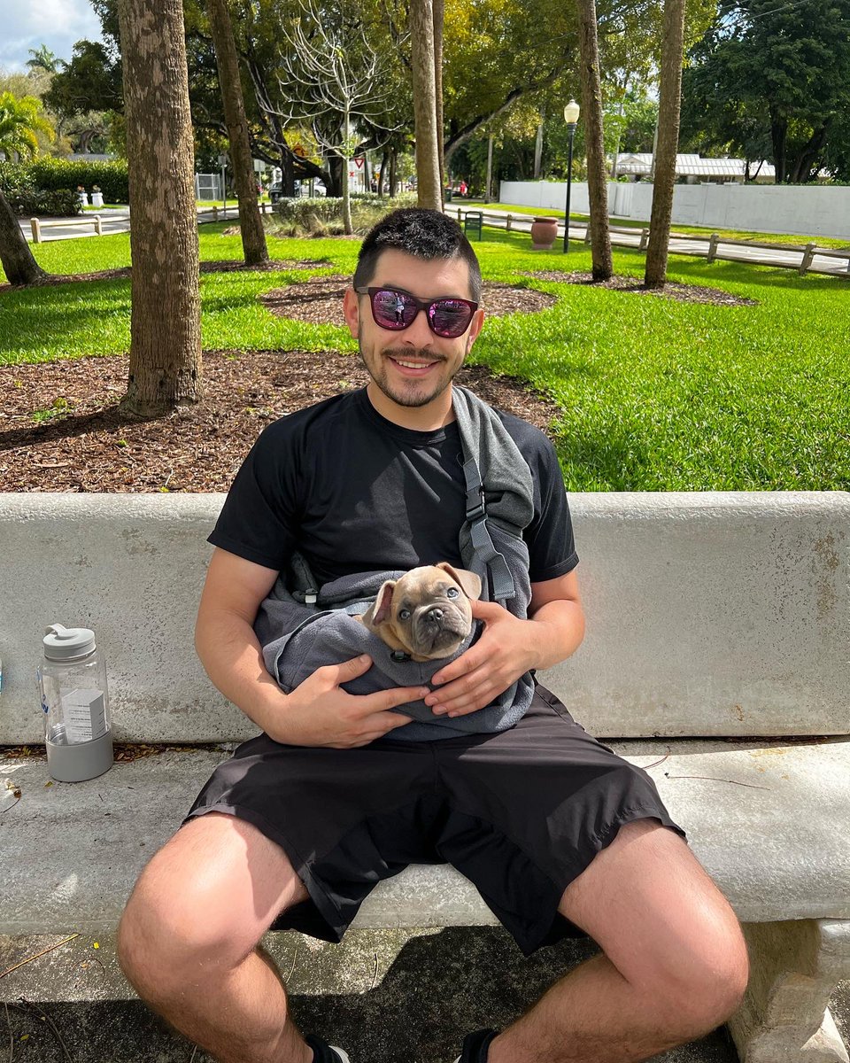 StocksniperTeam's tweet photo. Introducing the newest Sniper to the team, Sniper Gnocchi!

#StockSnipers #SniperDog #BullMarket #BearMarket #DogMarket #FrenchBulldogs #Frenchies https://t.co/oYa2WUn7s9