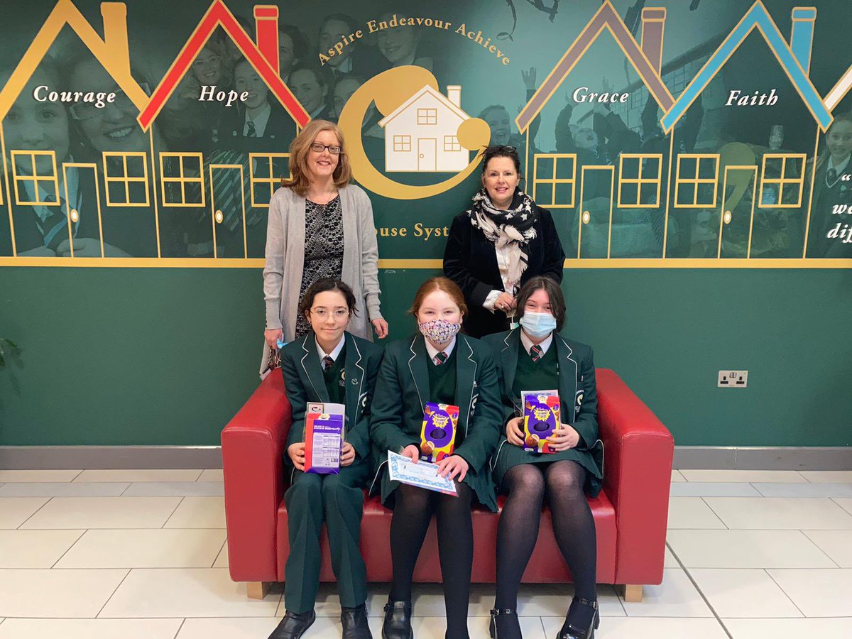 StCeciliasDerry's tweet photo. Congratulations to the winners of our Year 9 story writing competition. The standard was exceptionally high and the winners very deserving of their prizes. #AuthorsOfTheFuture #KeepWriting https://t.co/c3Yl37sEhq
