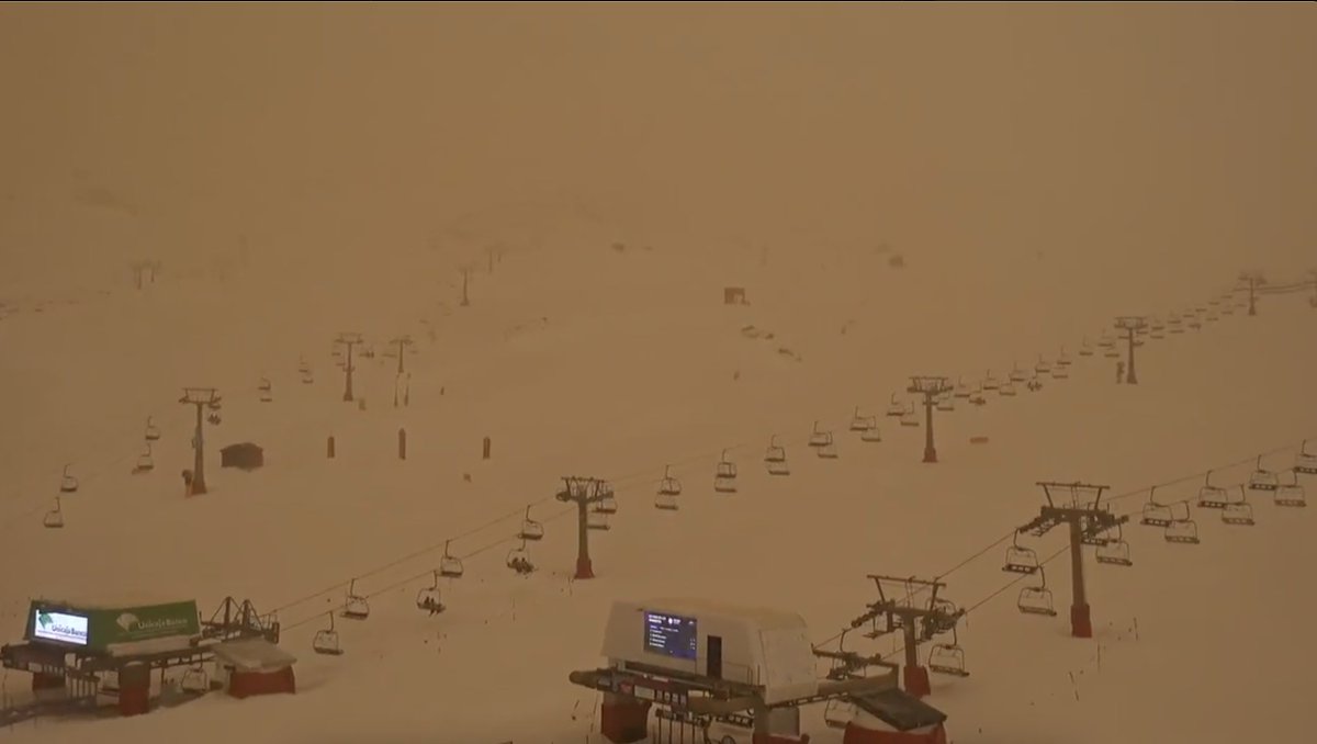 🚨 ÚLTIMA HORA |  LA NASA PLANEA PROBAR UN ROVER MARCIANO EN SIERRA NEVADA 

Tras ver estas imágenes los científicos de la NASA han decidido enviar un rover a Sierra Nevada para que sea probado en condiciones extremadamente similares a las que hay en Marte.