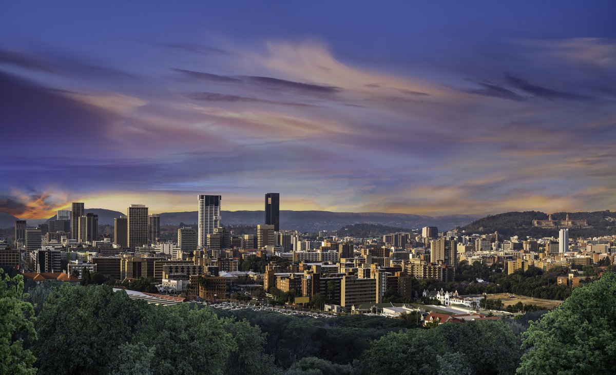 From zero to unforgettable in only 12 hours.
South Africa, a year-round destination like no other. Feel inspired and enriched as you escape the mundane and truly live again.