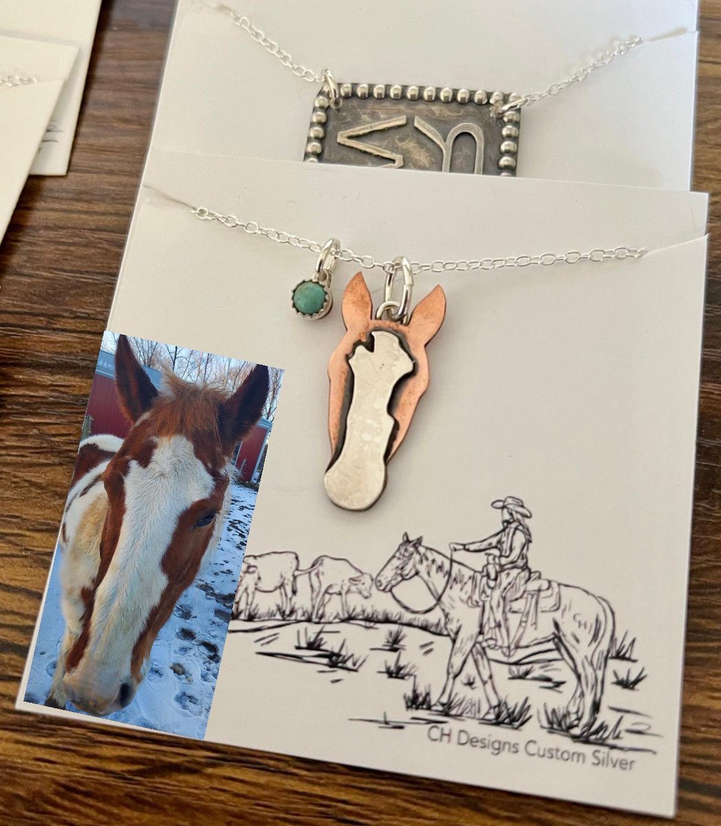CH_designs_'s tweet photo. Treat yourself to some new jewelry 💁🏼‍♀️ https://t.co/YQlb7qiDjB