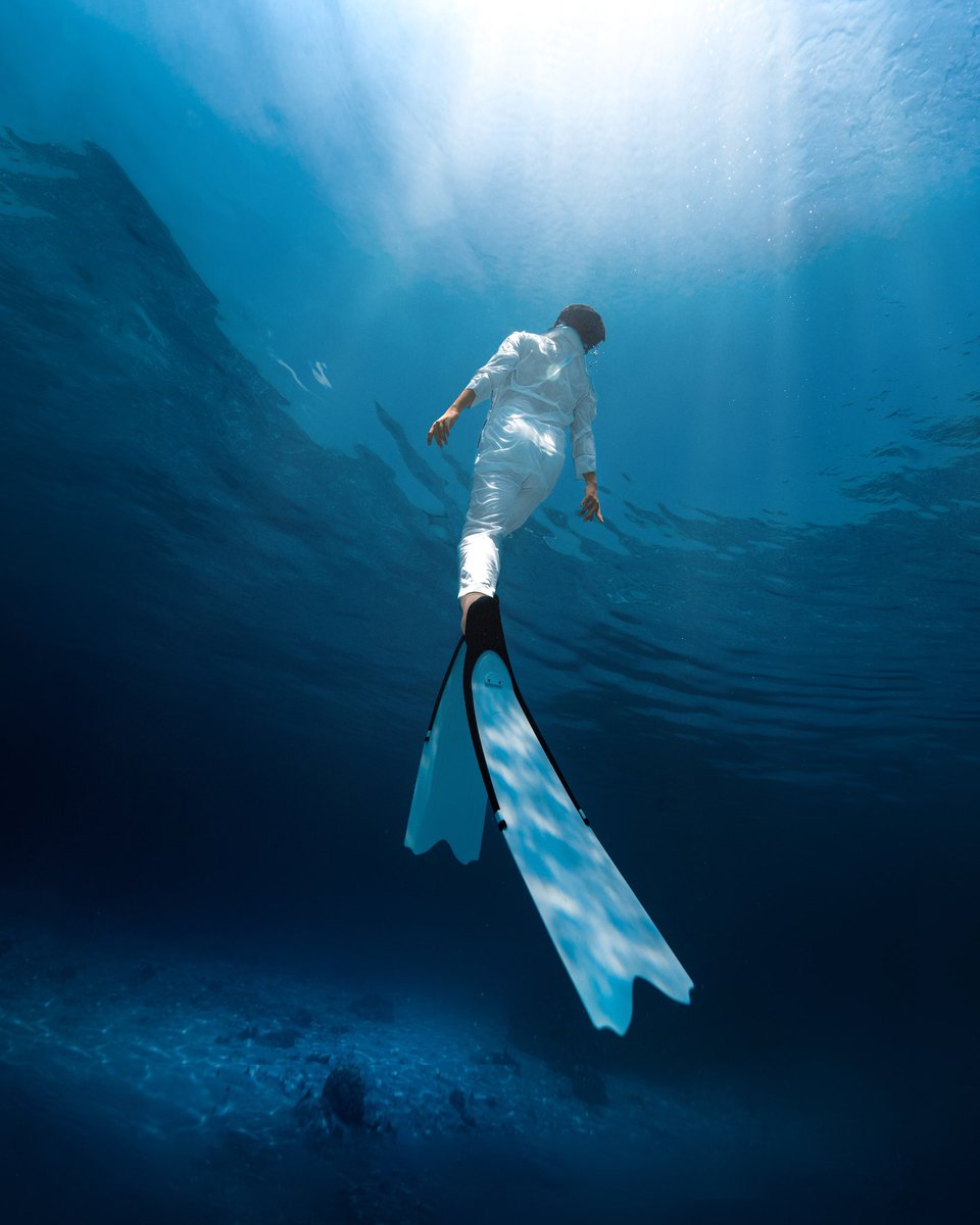 ไม่คิดหรอกว่าตัวเองจะมีวันที่จะลงไปฟรีไดฟ์ในทะเล เพราะกลัวใต้น้ำมากๆ จนได้มาเจอครูวาว <a href="/Wowwlog/">วาวว่า</a> เจ้าของโรงเรียนฟรีไดฟ์ secret.of.mermaid คือครูทำให้เราเชื่อมั่นและคอยให้กำลังใจมีคำพูดหลายๆอย่างที่ทำให้เราสบายใจ และกล้าที่จะทำ เทคนิคการสอนครูดีมากแนะนำเลย #ฟรีไดฟ์