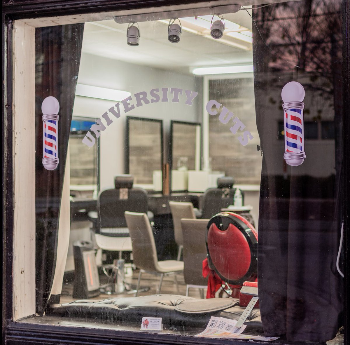 Ready for a fresh cut in time for spring? Stop in to University Cuts for exceptional service in an inviting atmosphere! 💈

#hillsboroughstreet