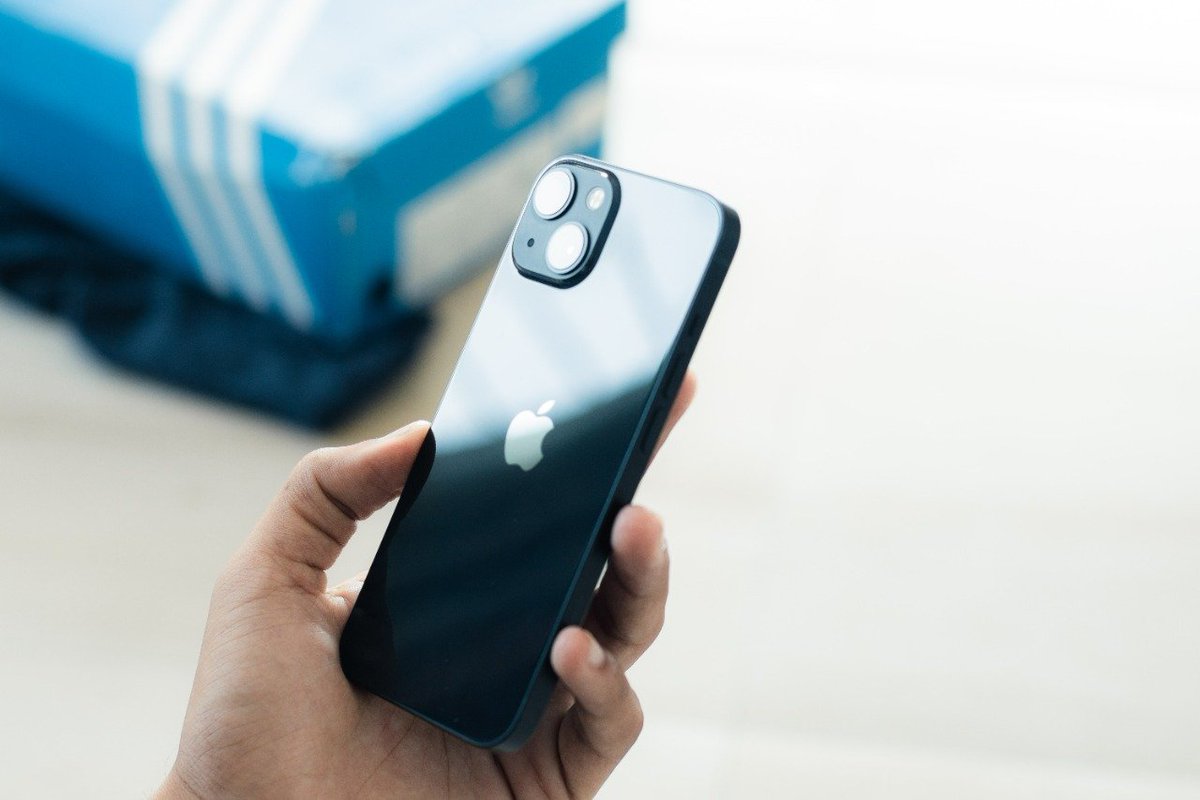 jmatuk's tweet image. Este año no habría #iPhoneMini, @Apple lanzaría el iPhone 14, iPhone 14 Max, iPhone 14 Pro y iPhone 14 Pro Max, todos con 6GB de RAM. Los tamaños de pantalla de los 4 modelos sería de 6.1 y 6.7 pulgadas para los Max, la diferencia estaría en las cámaras y procesador.