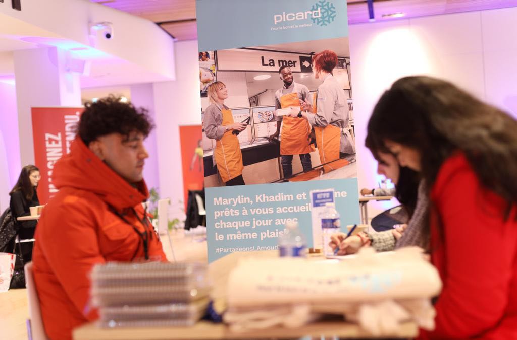 MozaikFondation's tweet photo. 📢 [EN DIRECT DU MEET’UP IDF #6]

Les entretiens de motivation s’achèvent...

✅ Opération terminée pour nos +300 #candidats qui ont rencontré des recruteurs pour décrocher un poste dans les #métiers hôtellerie/restauration, transport, commerce ou vente !

#MeetUpIDF #Talents https://t.co/f2254XSFy8