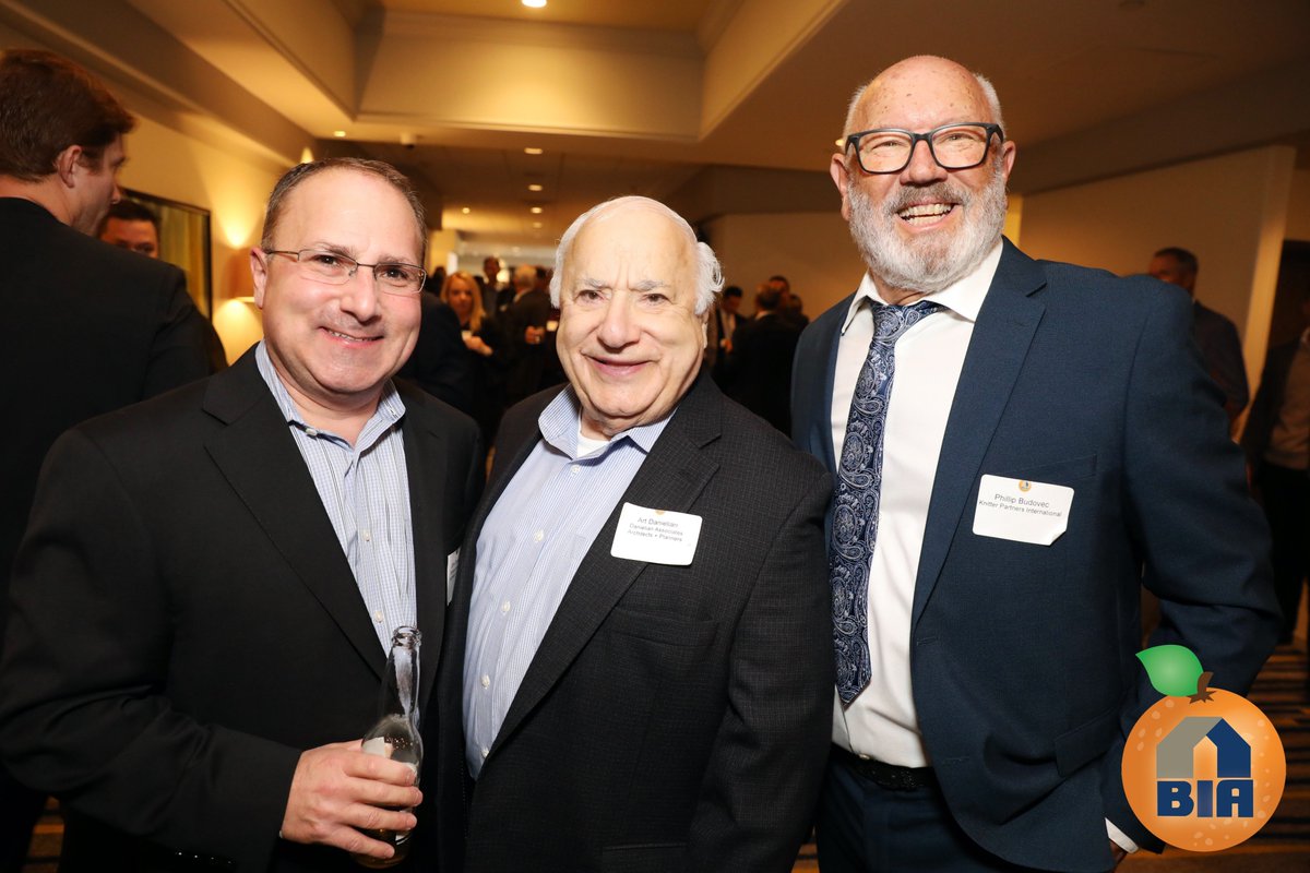 Danielian_Assoc's tweet photo. The Danielian team had an unforgettable time catching up with our industry friends and clients at last night's BIAOC Outlook 2022!
#architecture #homebuilding #homebuildingindustry #BIA #networkingevent #economicforecast #johnburns https://t.co/GjcWv3aeMj