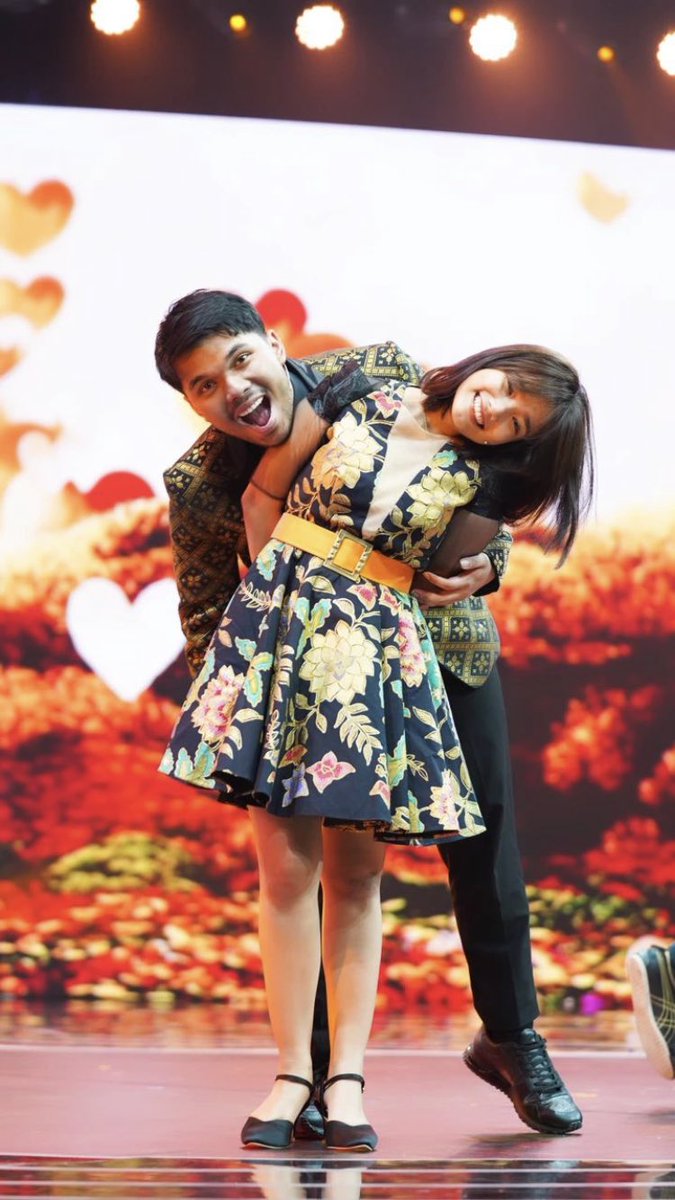 bitmberrr's tweet image. ada yg ngerti ga sih sbnrnya maksud nama Tono Debora itu apa? 

gw jg gatau apa tp menurut gw foto ini vibesnya Tono &amp;amp; Debora bngt 🥵