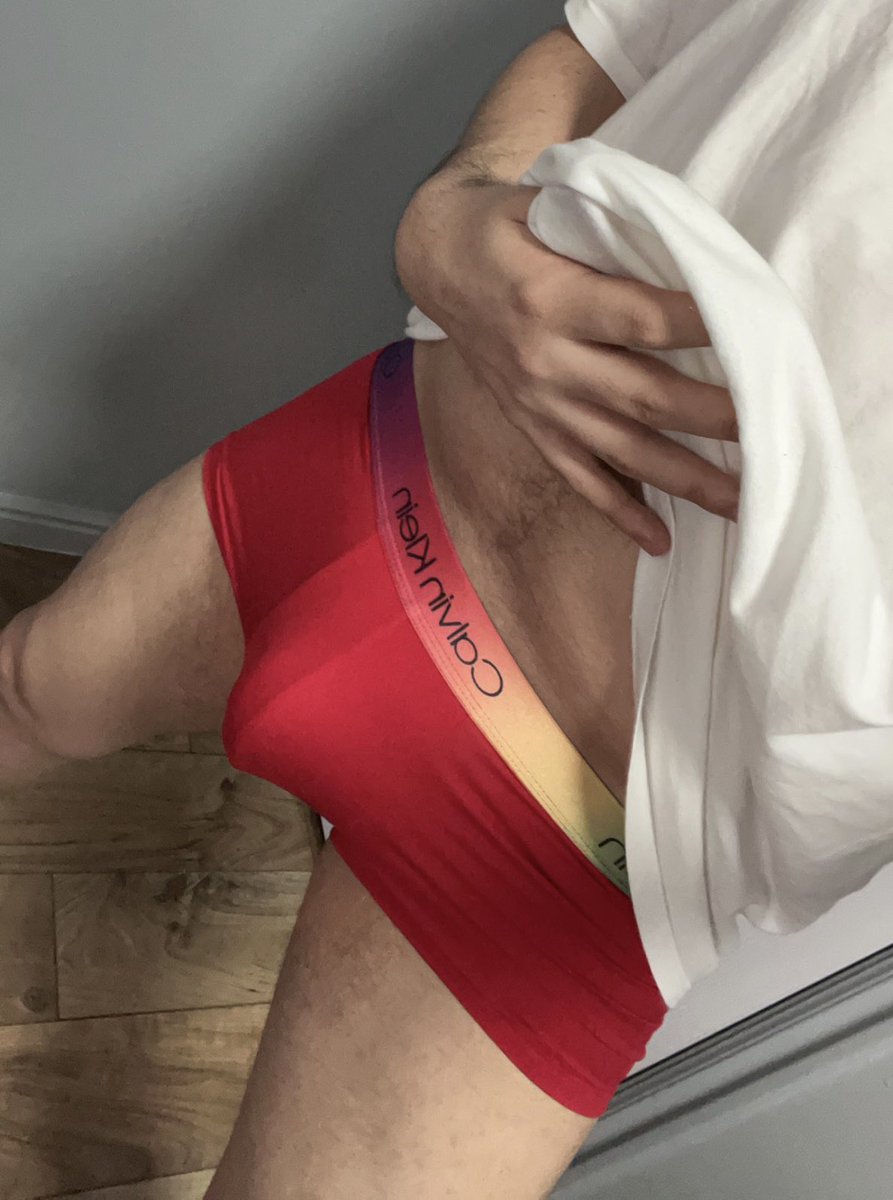 raverb27's tweet photo. Tuesday 🌈 #Undies #CkTrunks #gaybulge #gayslc #gaytrunks #underwearfetish https://t.co/lnmENjhzTi