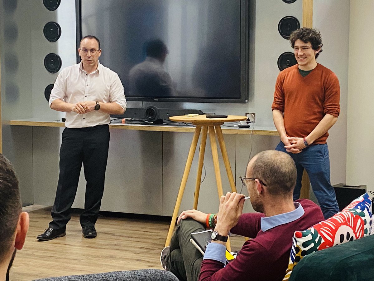 C’est déjà la fin de la 1ère matinée d’une #bootcamp #innovation au @VillageCAParis ! Une vraie chance pour nous d’avoir avec nous des innovateurs de <a href="/navalgroup/">Naval Group</a> 👌