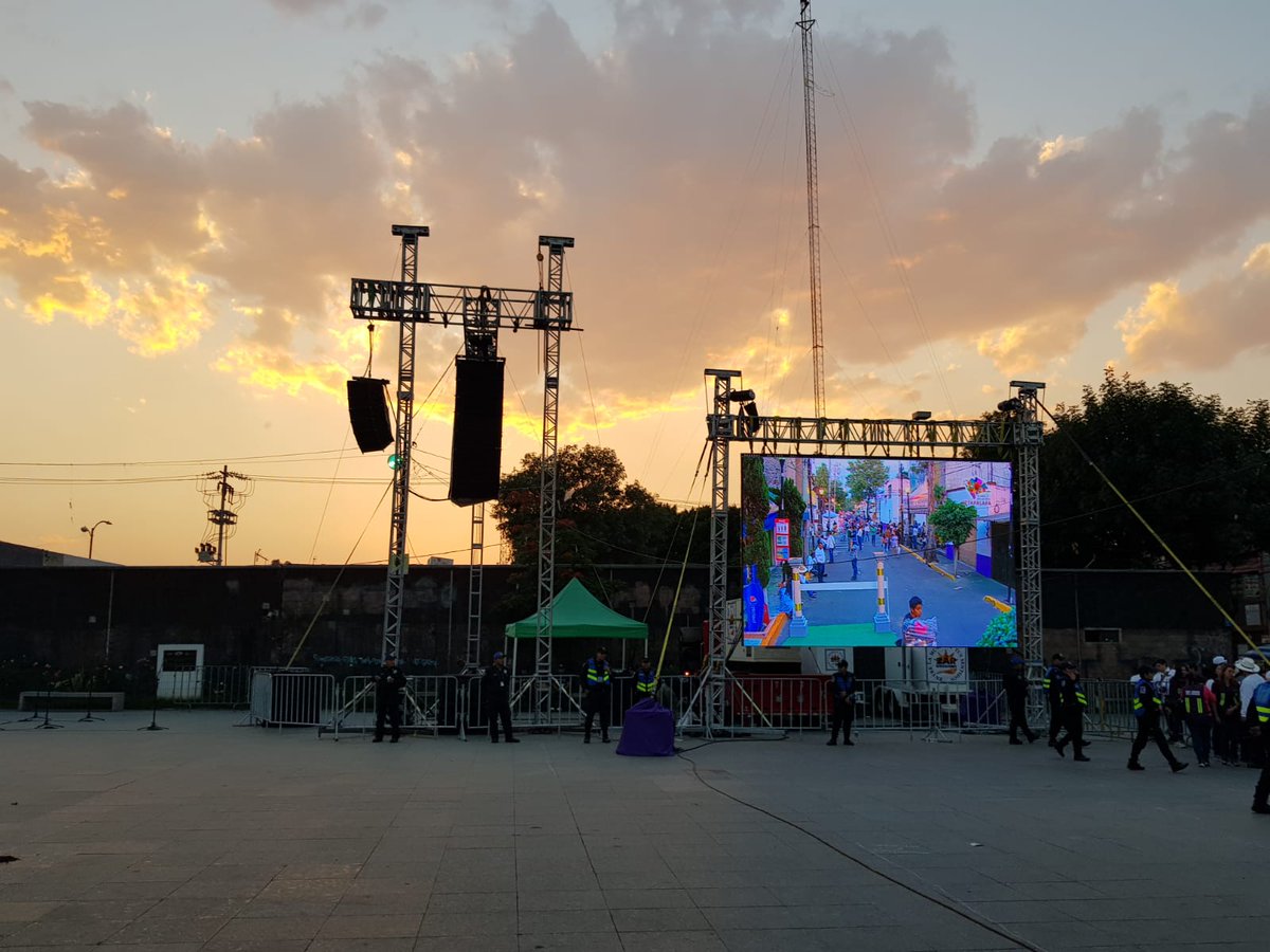 representzar's tweet photo. RENTA DE AUDIO Y PANTALLAS LED 📺🎧
Contamos con todo el equipo profesional para producir cualquier tipo de evento. 

📱 Envíanos un mensaje, nosotros te ayudamos.
⚡ #GarantíaZar #RepresentacionesZar https://t.co/EzoHjg3idu