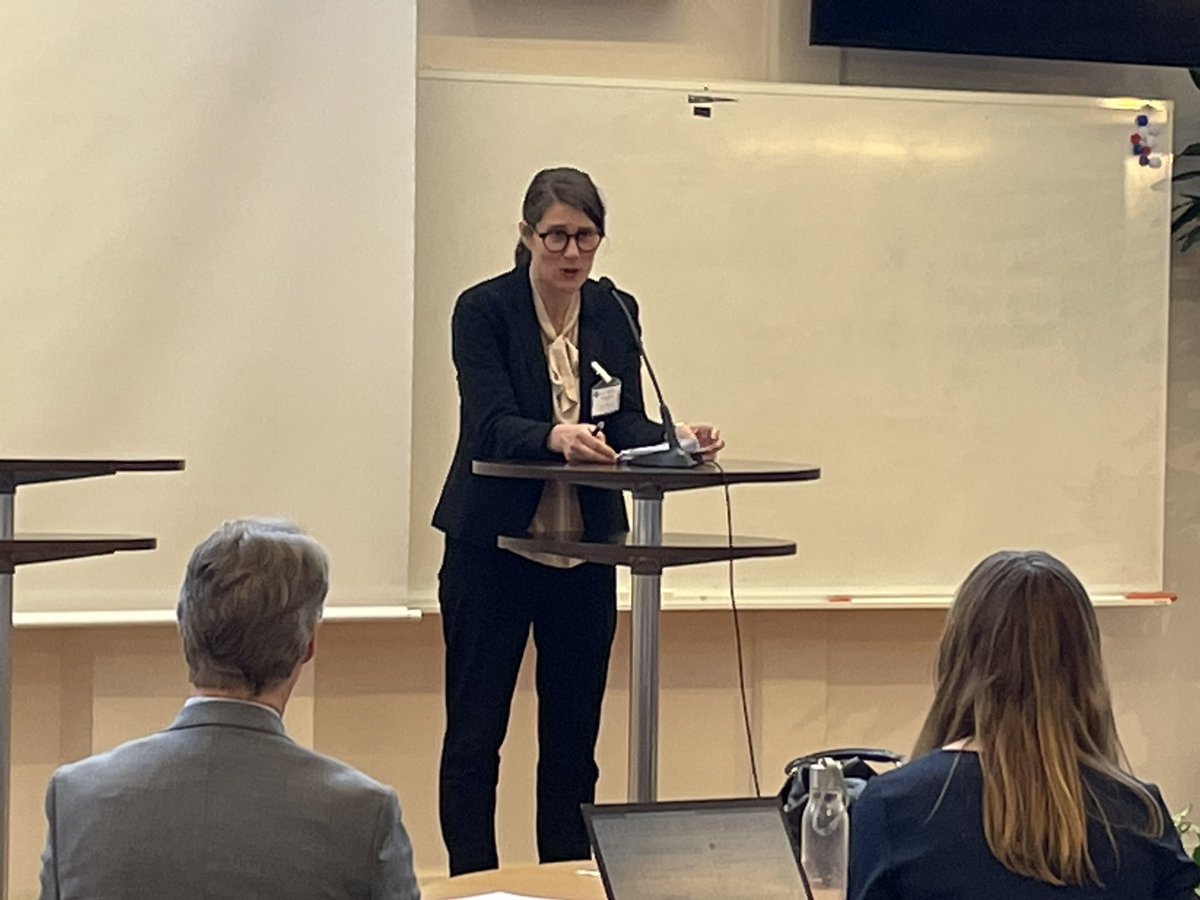 Swedish state secretary @jennyohlssonMFA kicks off meeting <a href="/Sida/">Sida</a> among Swedish investors on a just future on a thriving planet. #Stockholm50