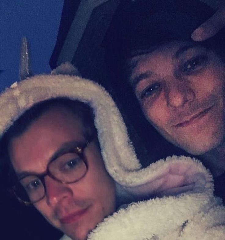 📸|Harry and Louis a while ago!