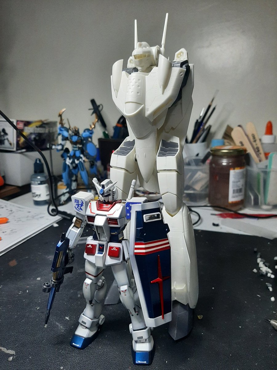jzulu01's tweet photo. That's a tall boi...

#macrossmarch 
#マクロス
#battroid
#バトロイド
#プラモ 
#Plamo https://t.co/1dfAh79CUp