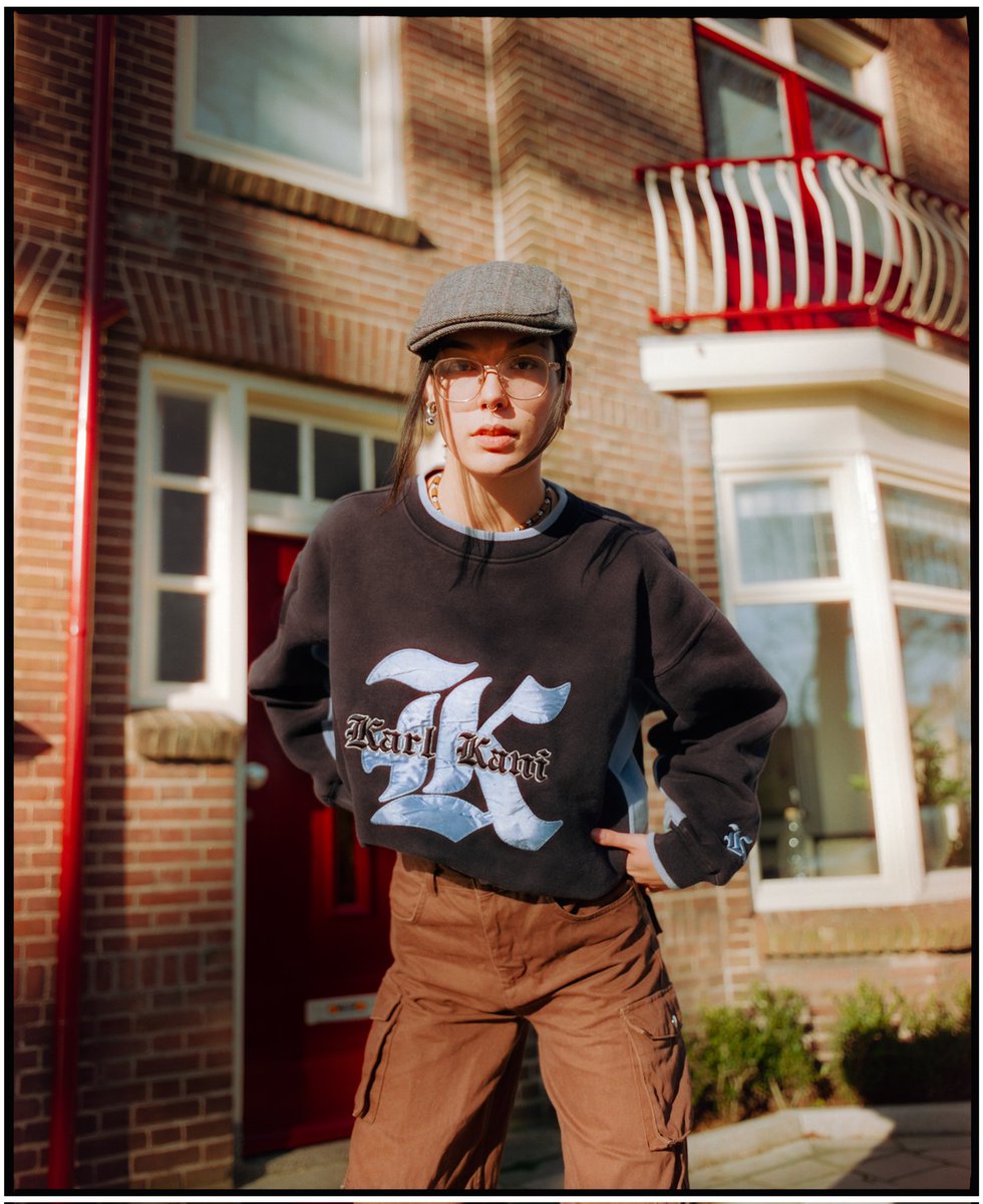 rdb_visuals's tweet image. It&apos;s finally sweater weather🤠
Zoë on #120film #cinestill50d